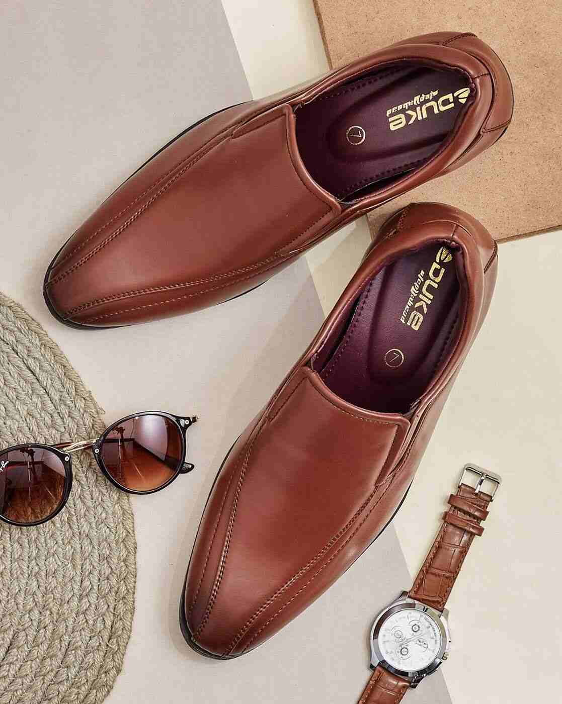 Men Round-Toe Slip-On Shoes