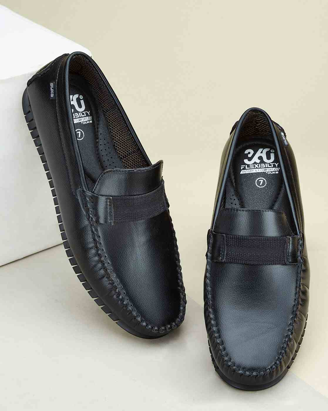 Men Round-Toe Slip-On Loafers
