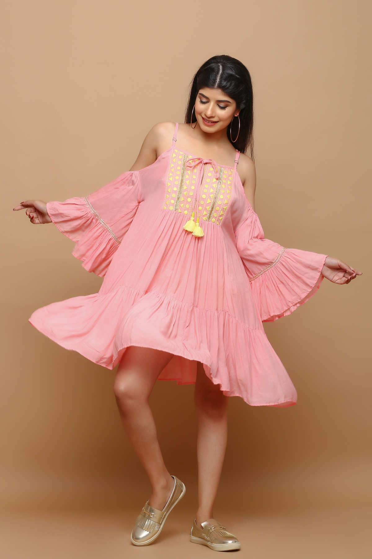 KAARAH BY KAAVYA | Baby pink gathered dress with gathered sleeves undefined
