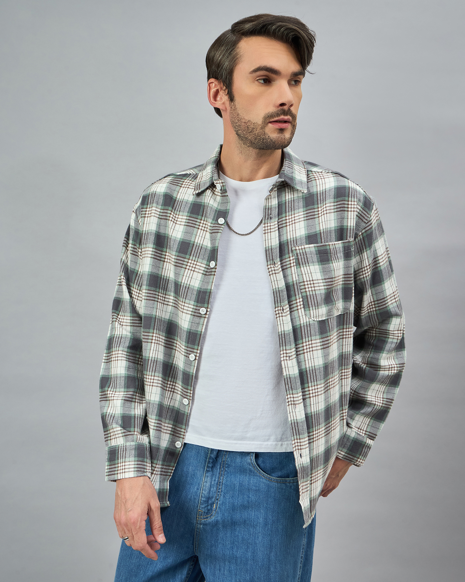 Chimpaaanzee Men Grey & Green Oversized Fit Shirt