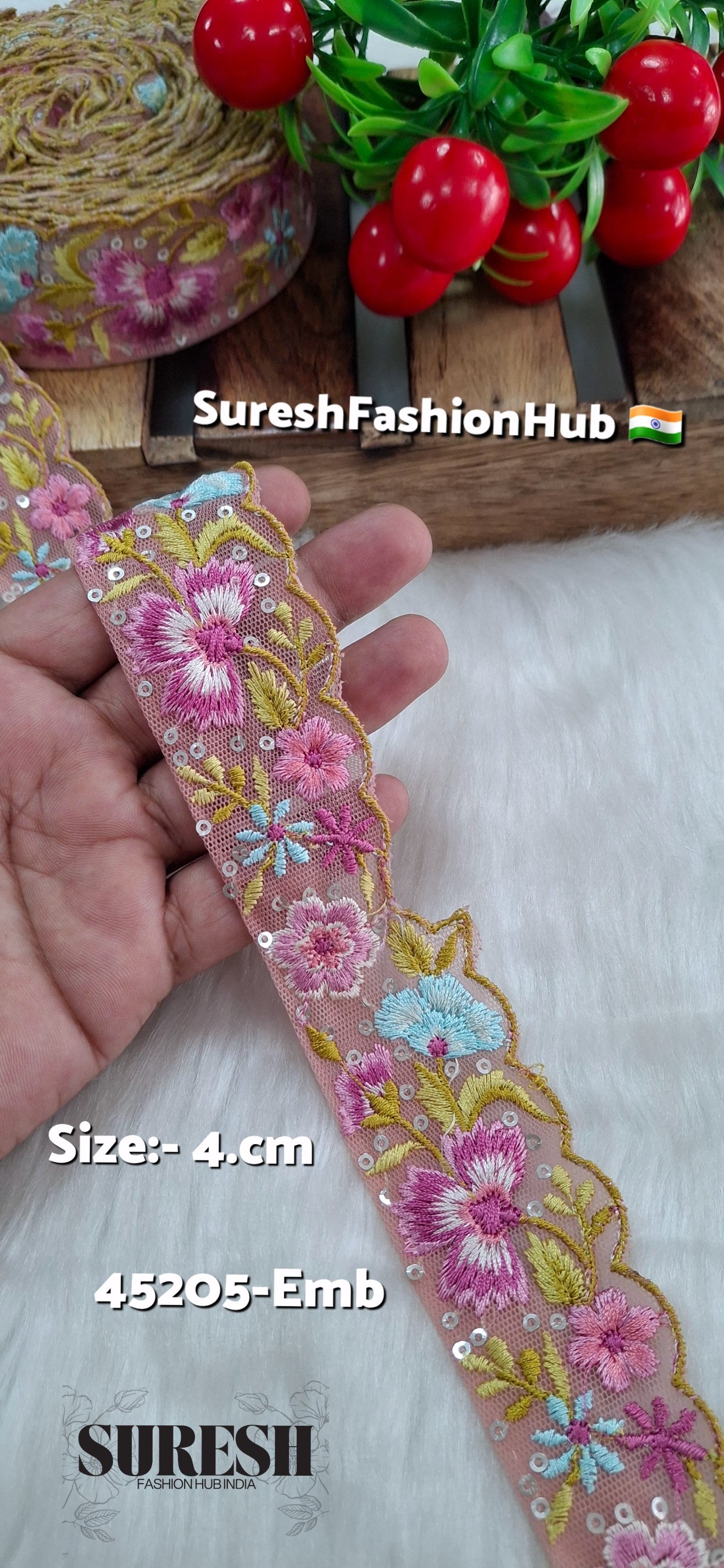 Glow Floral Scallop Lace