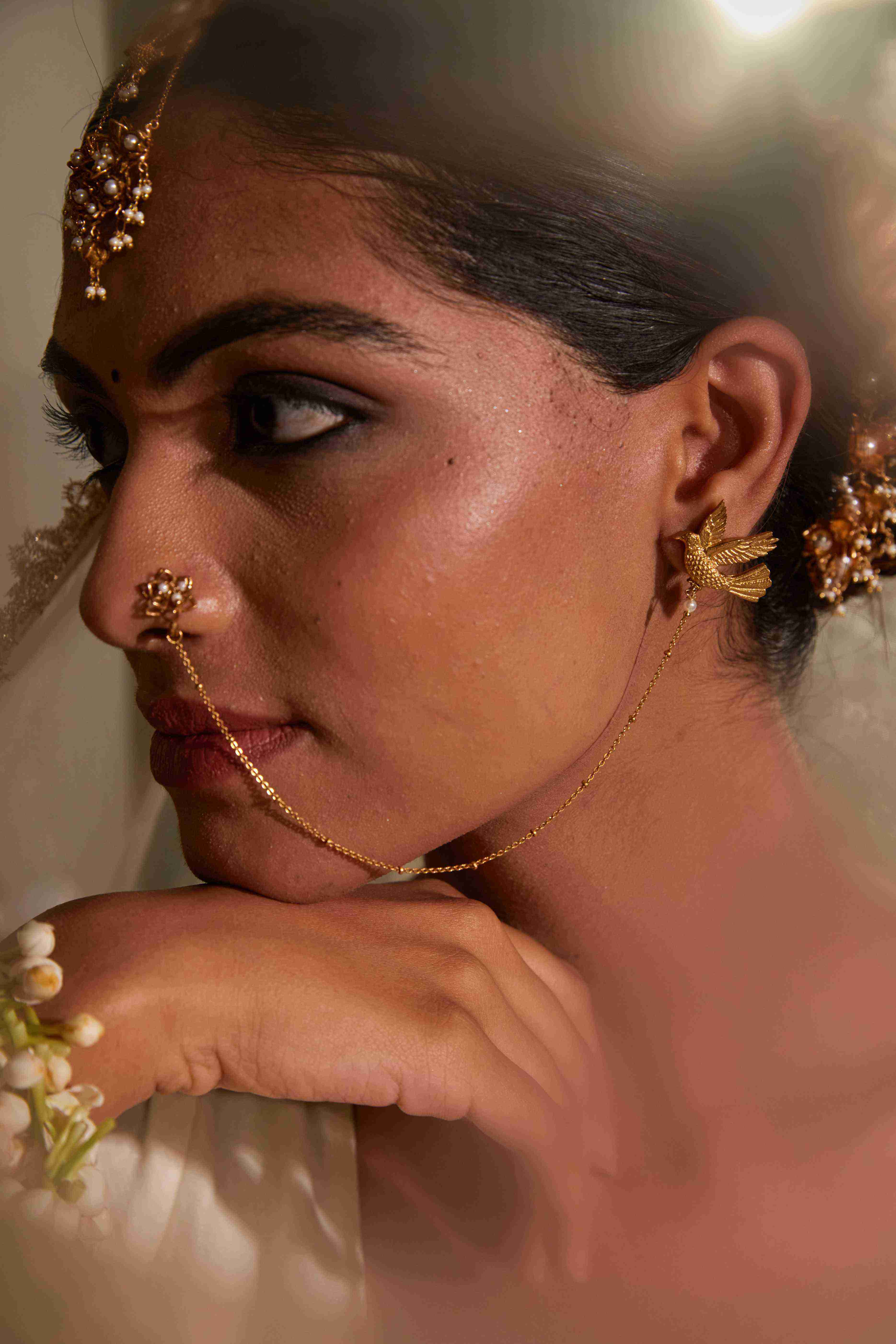 Panchee Studs with detachable nath-chain