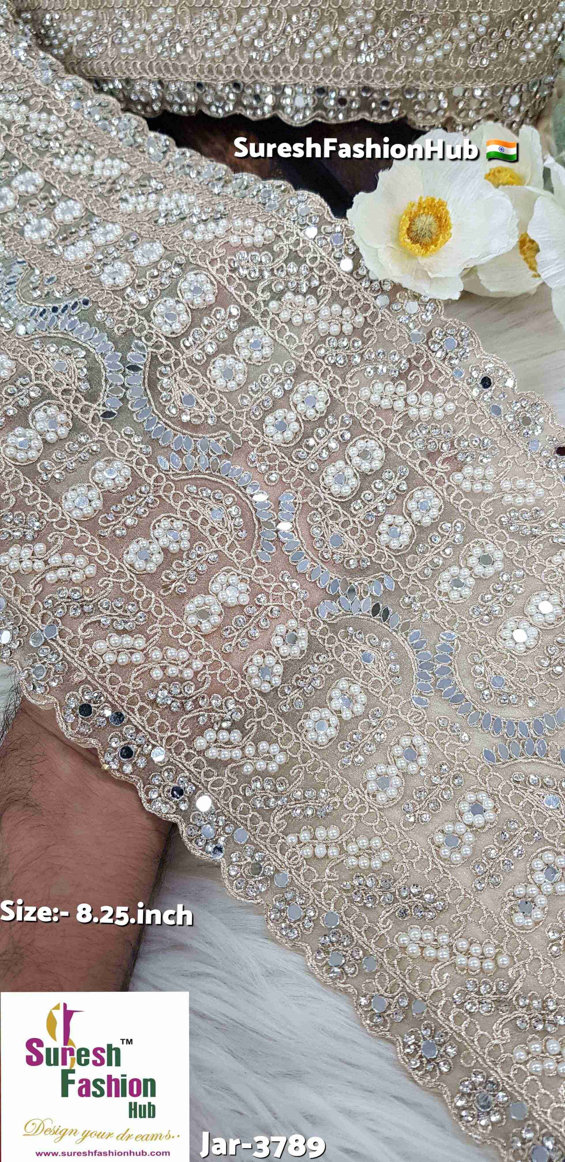 "Machine-Made Scalloped Lace - Elegant Border for Sarees"