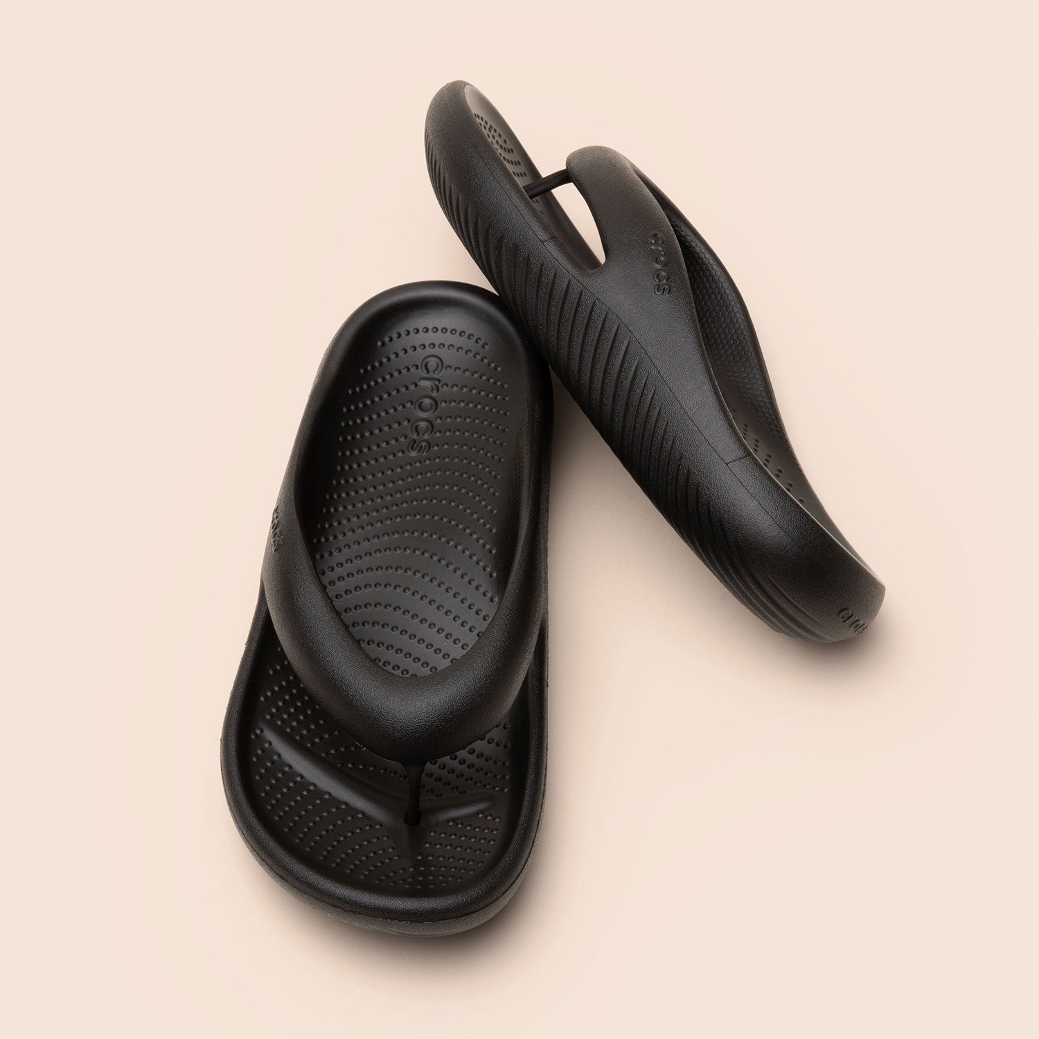 Mellow Recovery Men Black Flip Flops