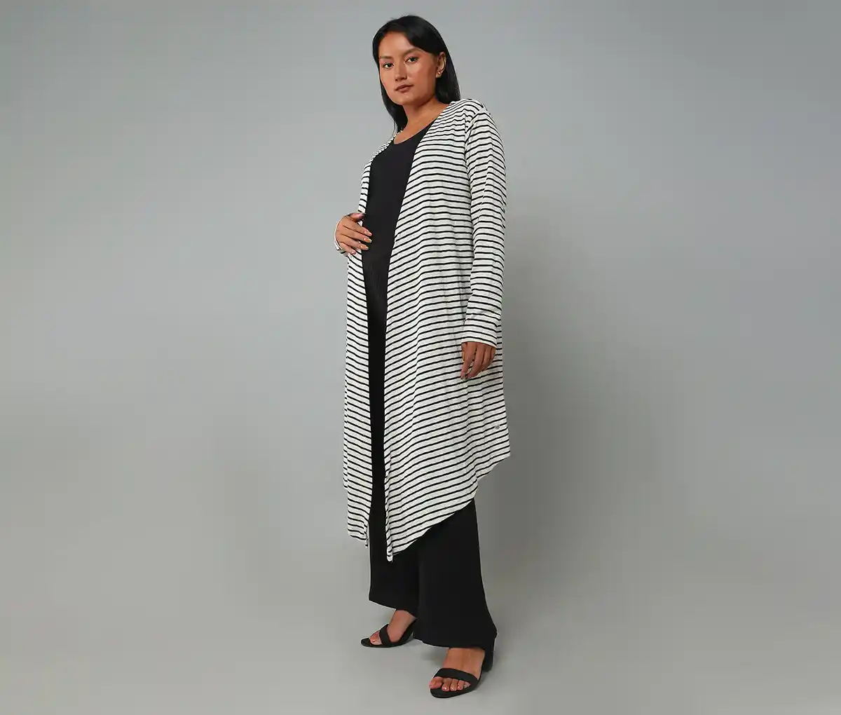 Maternity Full Sleeves Shrug