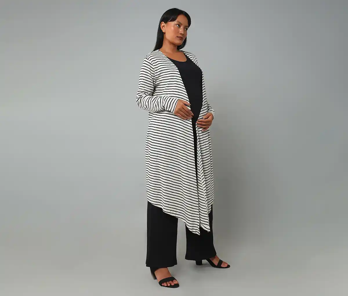 Maternity Full Sleeves Shrug