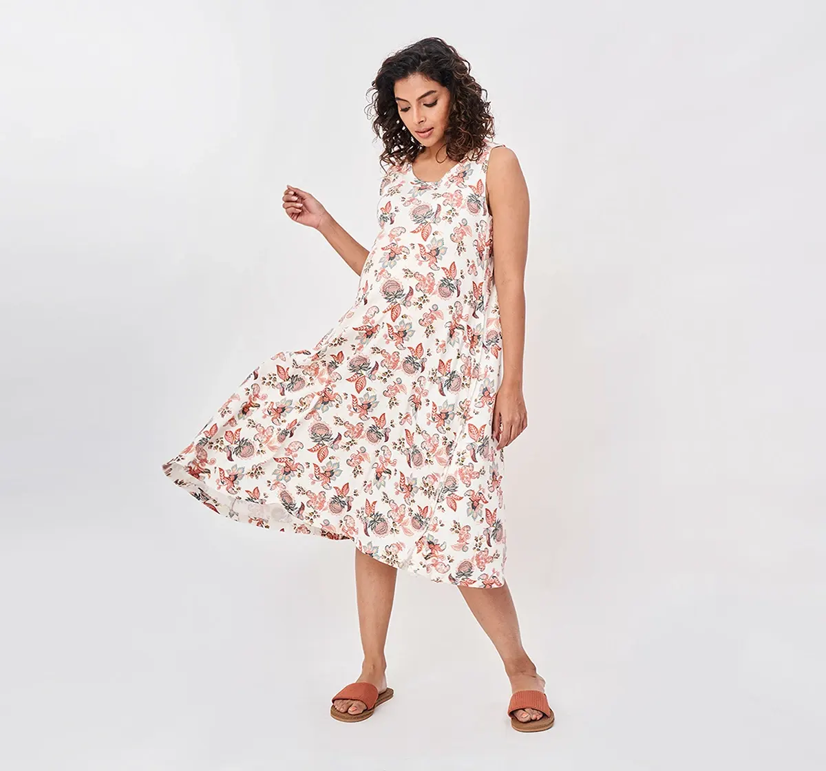 Maternity Printed Sleeveless Dress -Multicolor