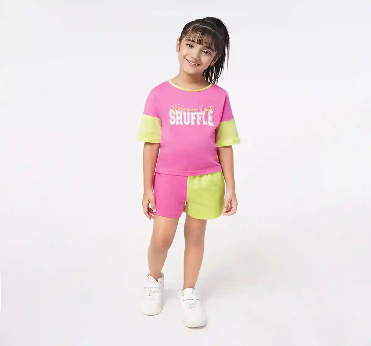 Girls Printed Tee And Shorts Set