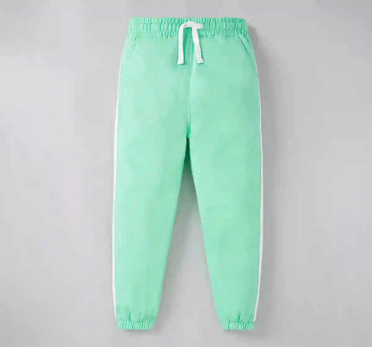 Girls Printed Tee And Joggers Set