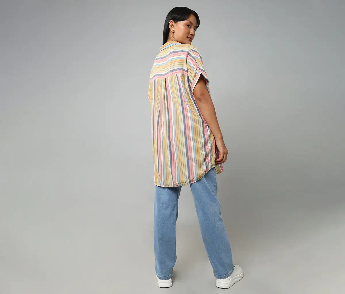 Maternity V-Neck Slim Shirt