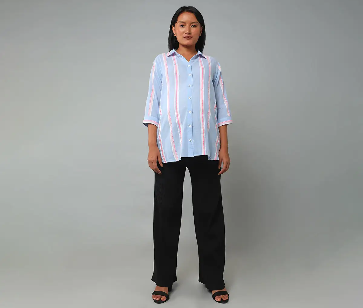 Maternity V-Neck Slim Shirt