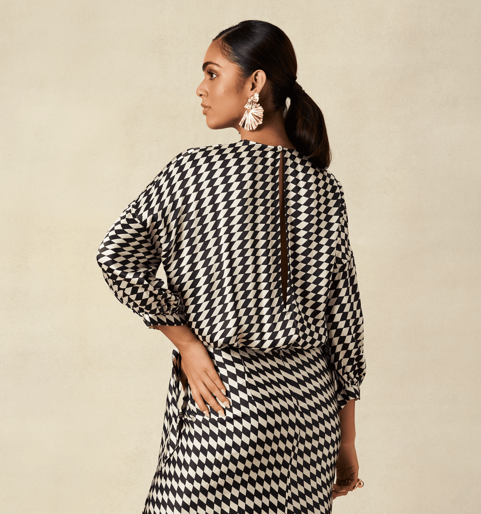 Monochrome Bluzon Top