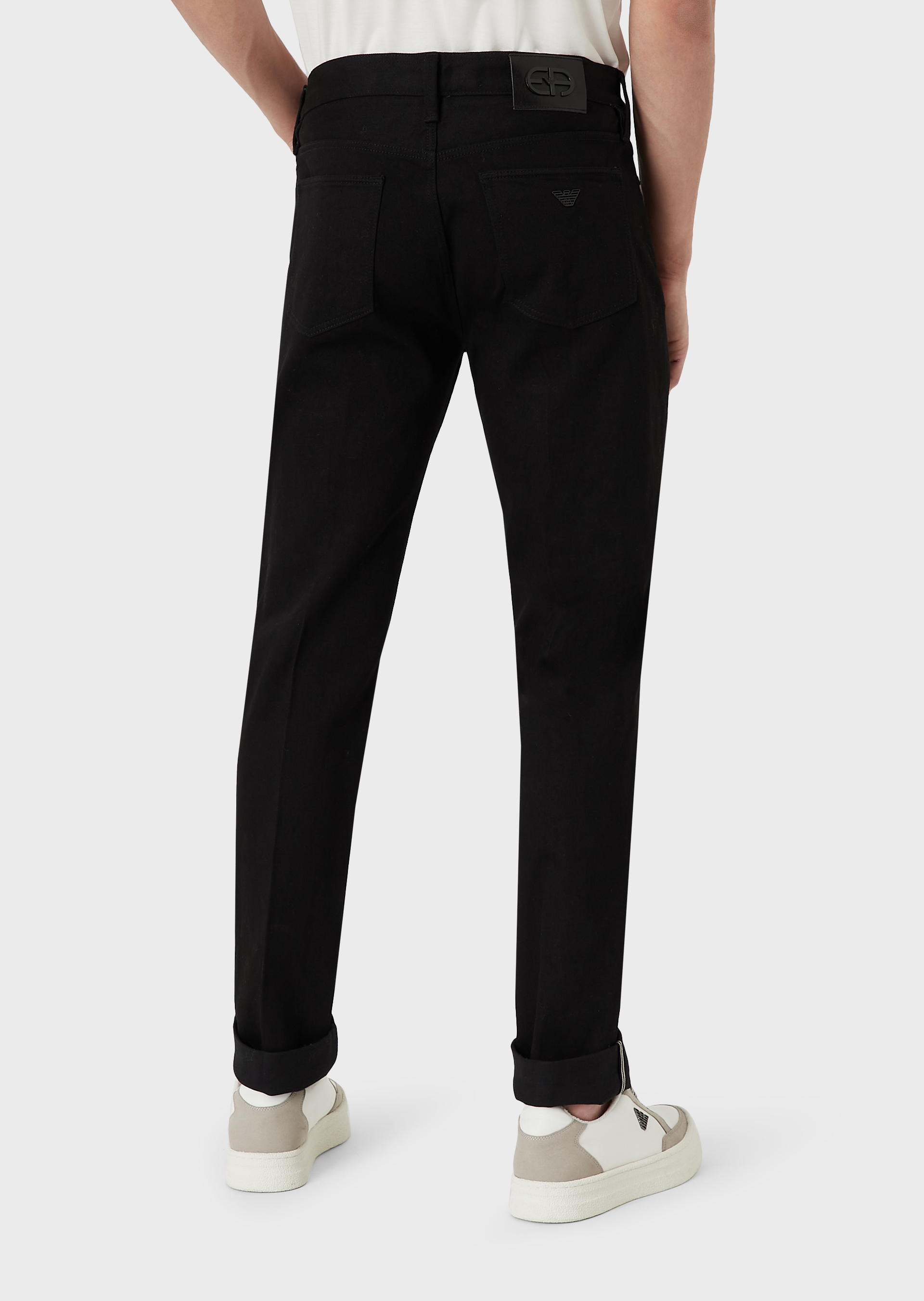 MEN-APPAREL-JEANS