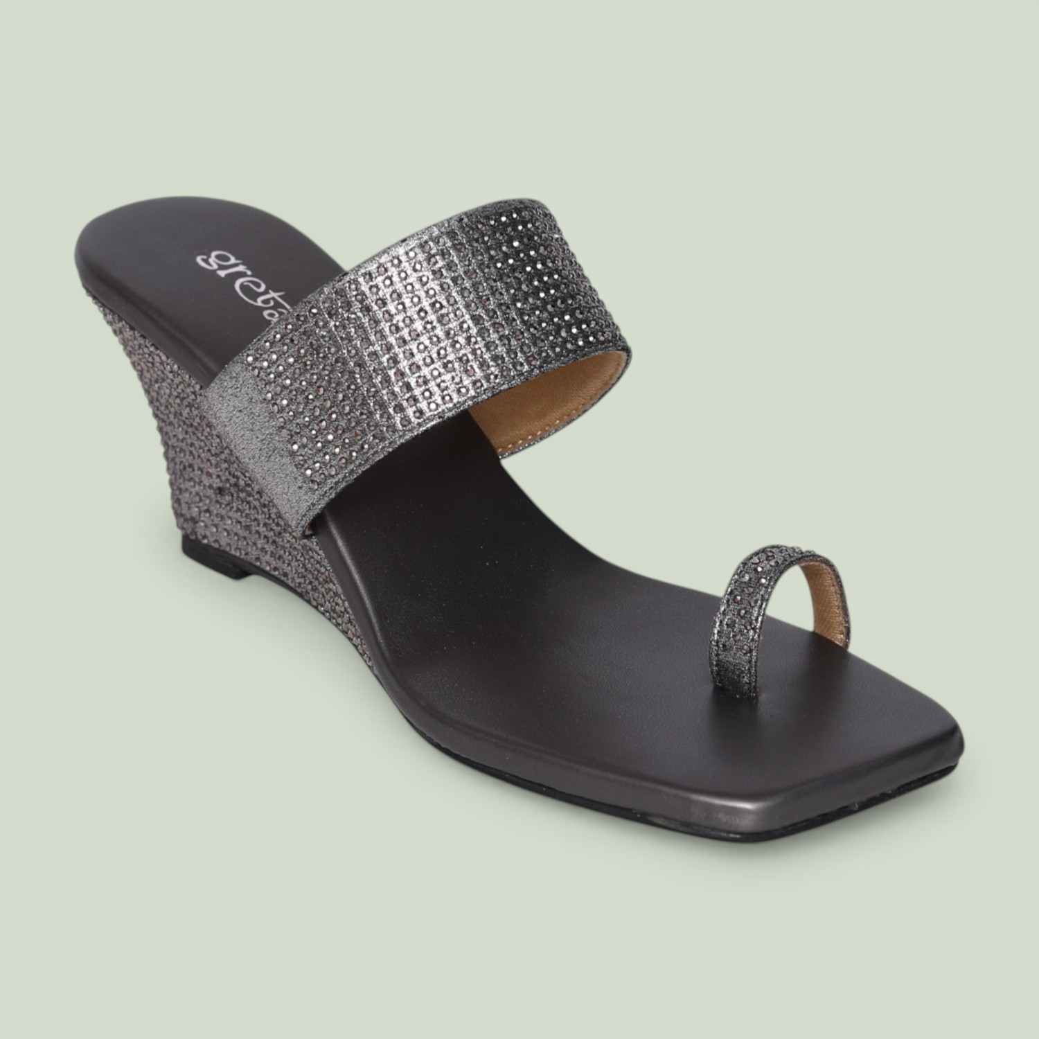 Elegant Silver Studded Toe-Ring Wedge Sandals