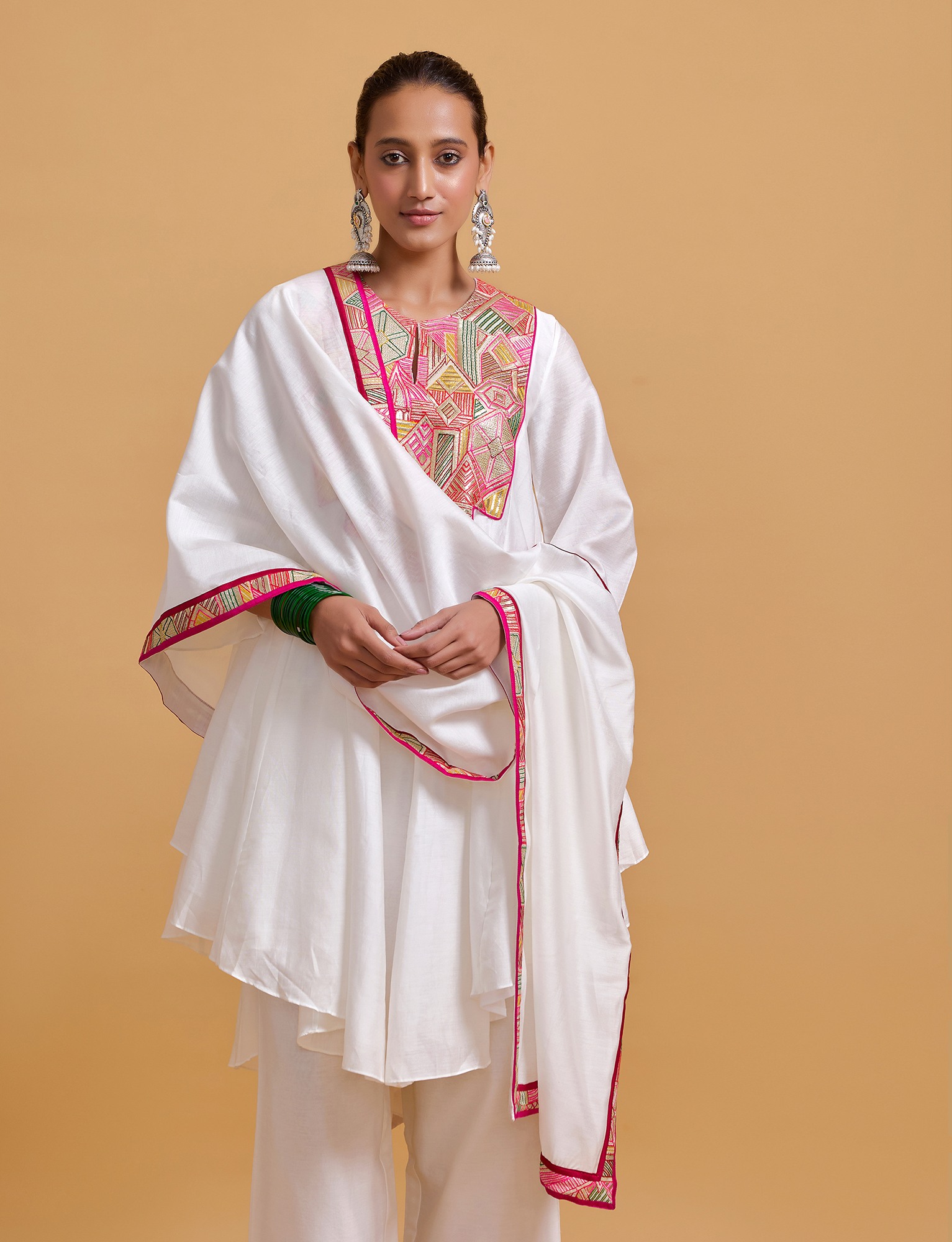 Mithai Offwhite Step Yoke Kurta Set