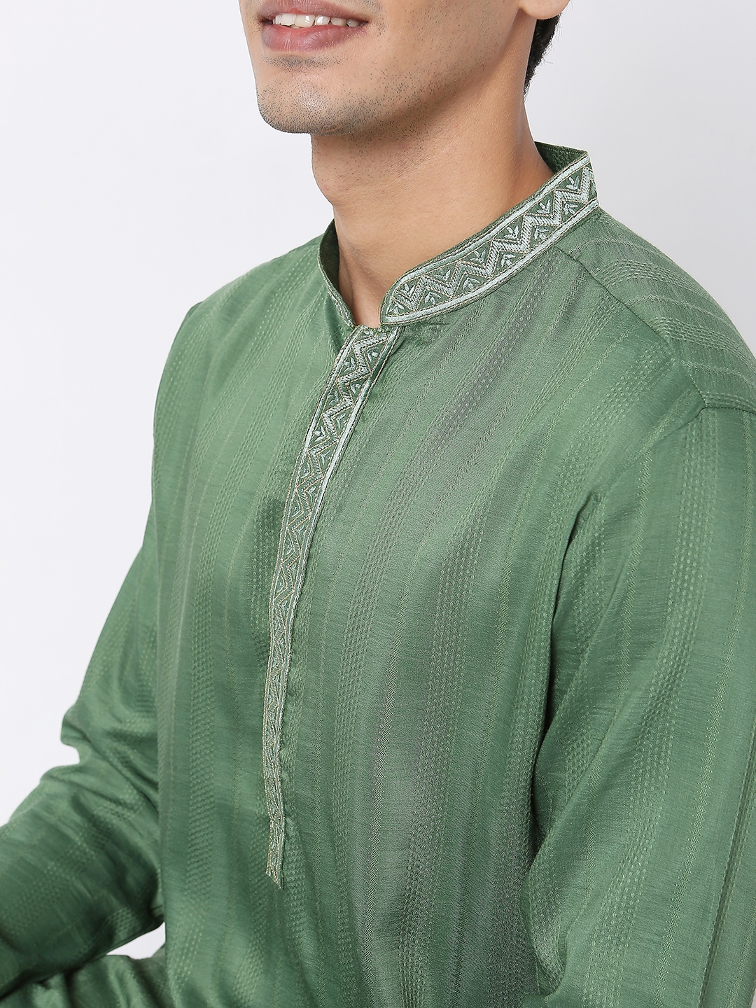 Ethnicity | Ethnicity Men's Green Polyester Embroidered Kurta | S 4