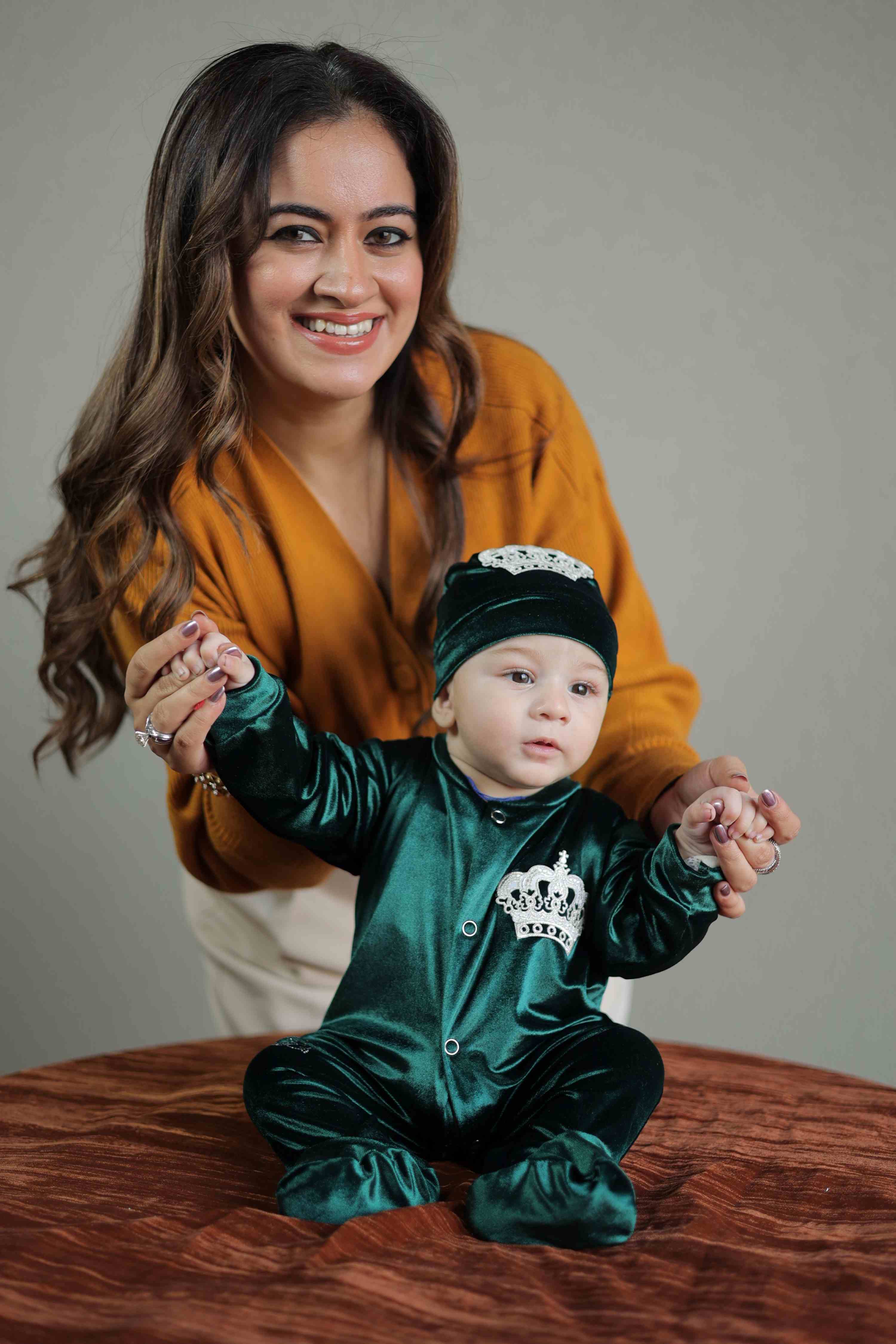 GLEAMING GREEN ROMPER SET