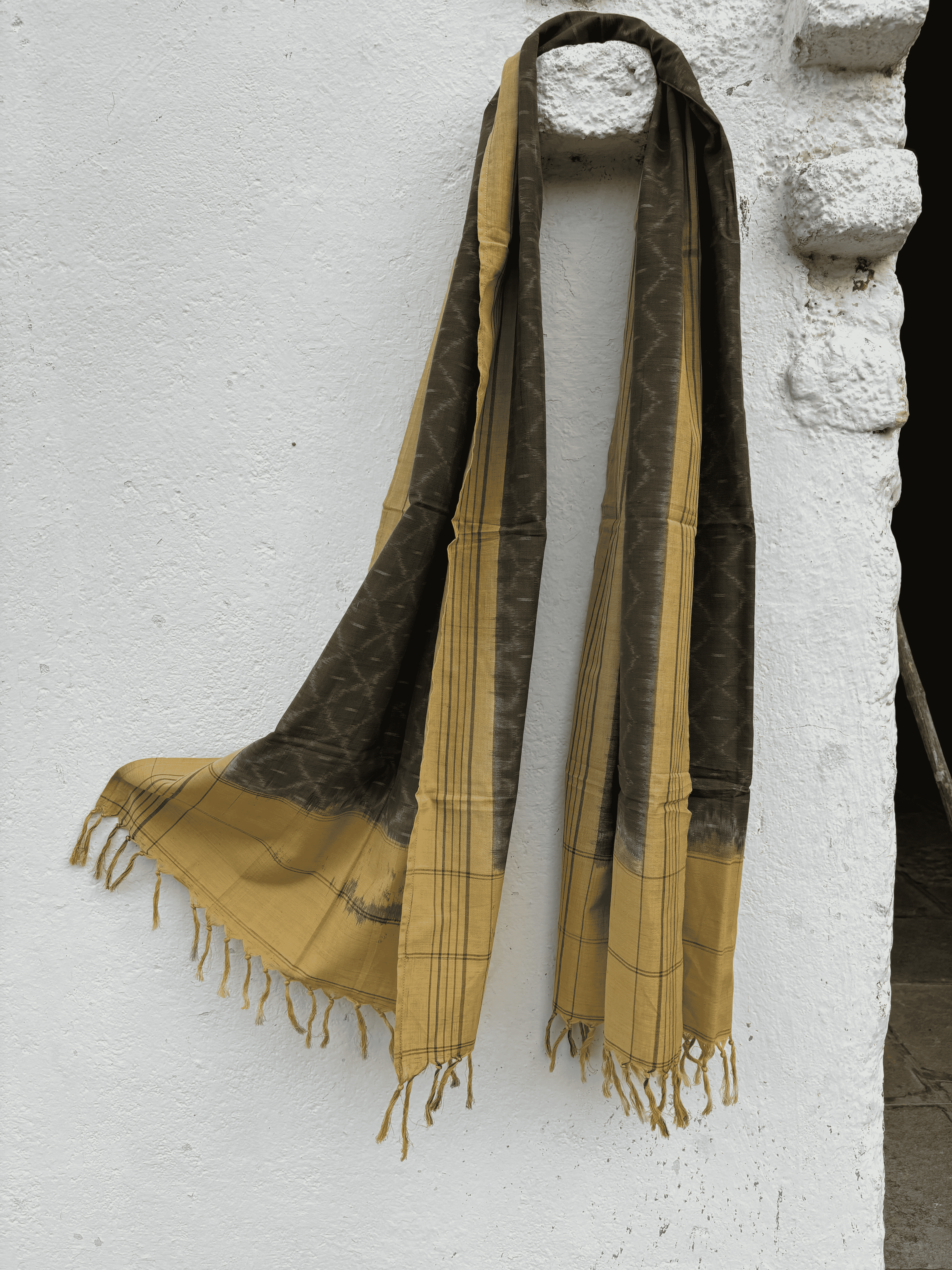 Natural Dyes Black Ikat Stole