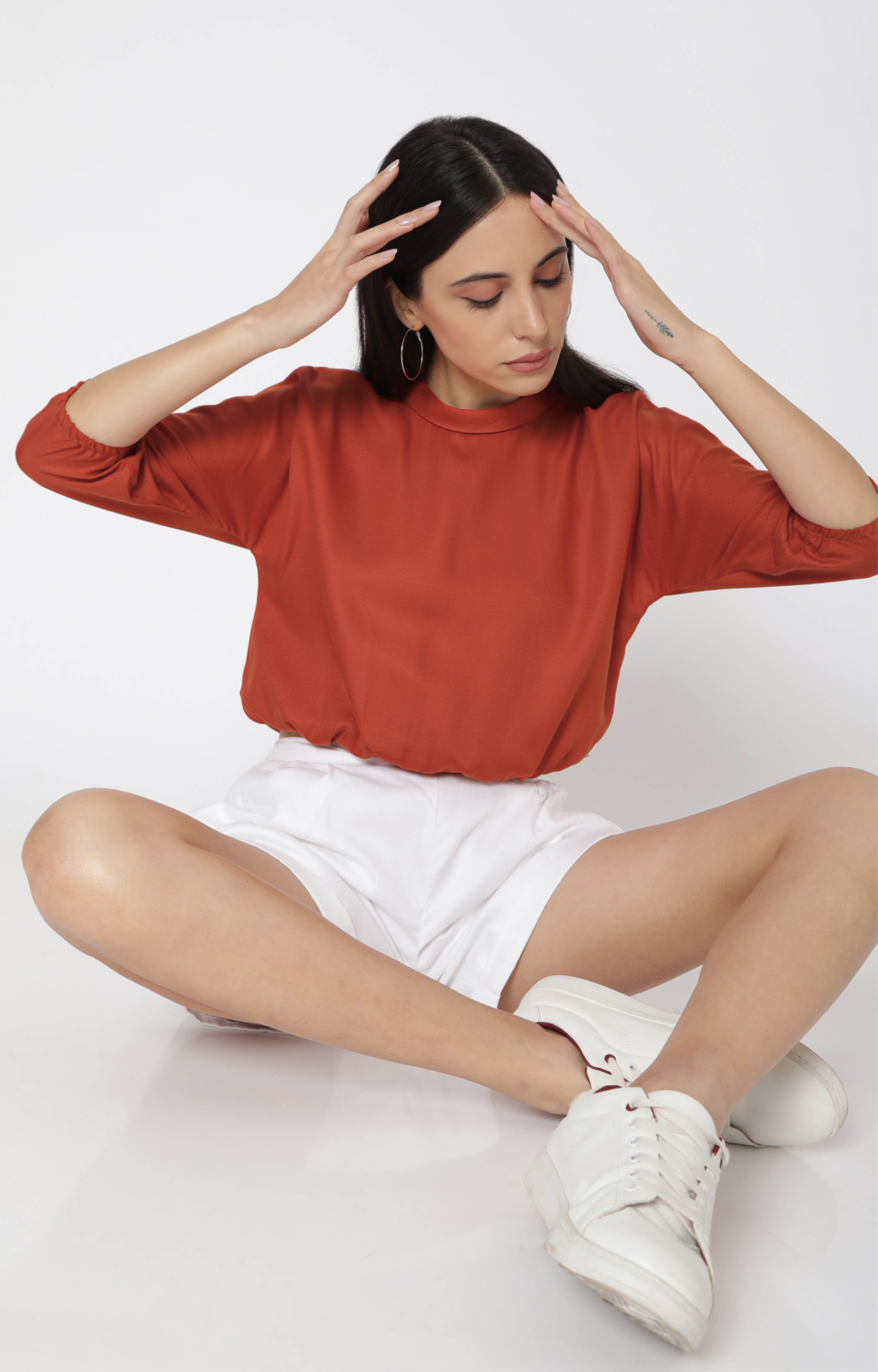 Rust Crew Neck Top & White Tencel Pull-On Shorts 