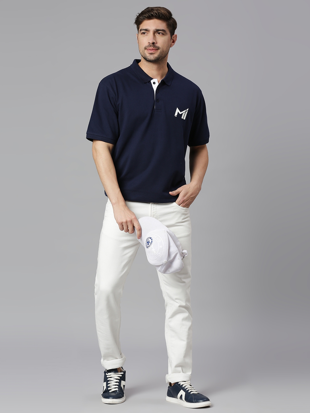 MI: Men Dark Blue Solid Polo Collar T-Shirt