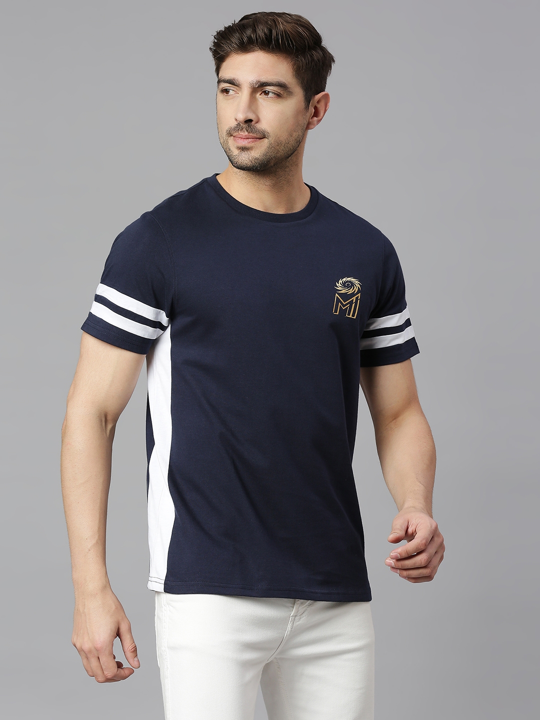 MI: Men Navy Blue Colourblocked Printed Round Neck T-Shirt
