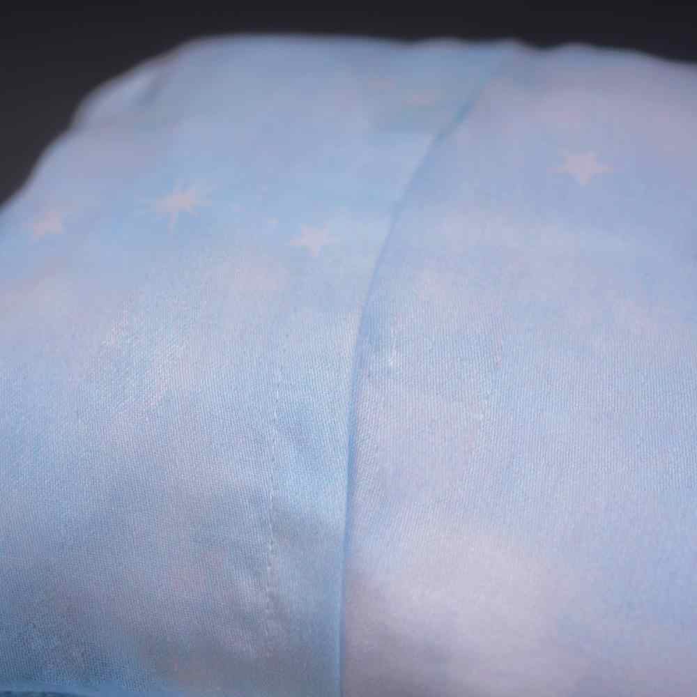 https://cdn.fynd.com/v2/falling-surf-7c8bb8/fyprod/wrkr/products/pictures/item/free/original/fancyfluff/FF-NV-PIL-03/3/bPTJVQssF--493659697_4.jpg