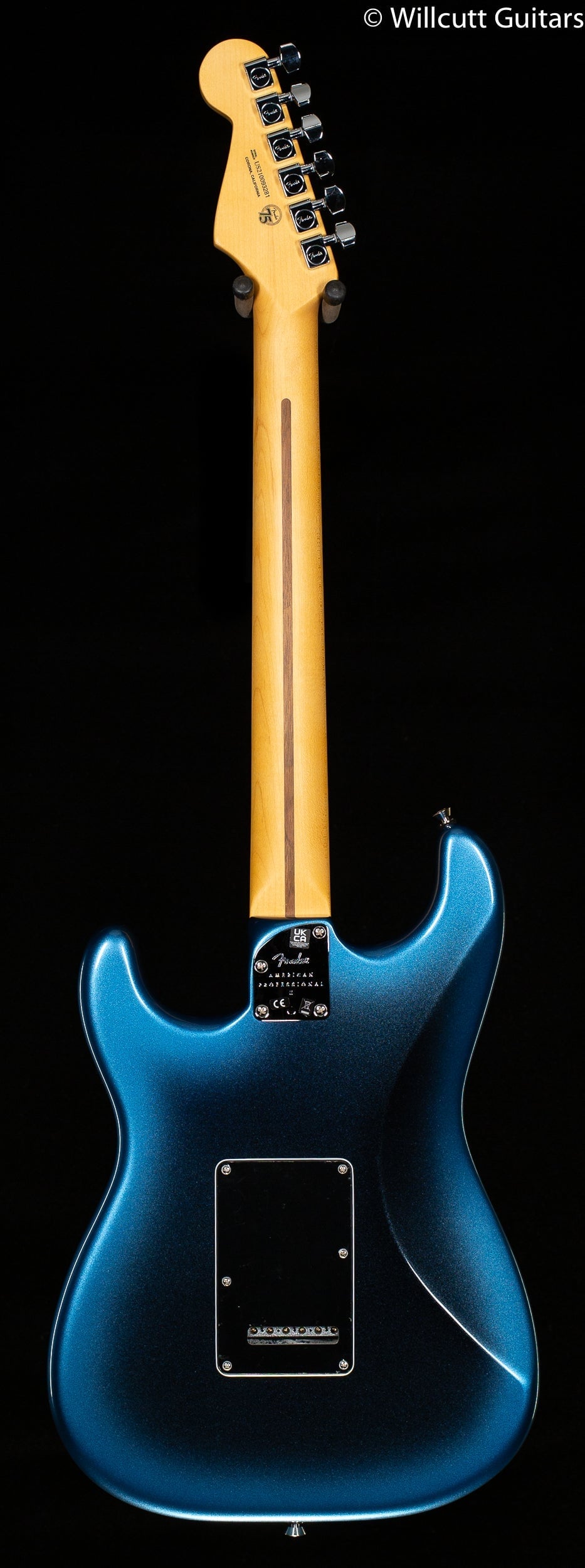 Fender American Professional II Stratocaster Electric Guitar, Rosewood Fingerboard, Dark Night 5