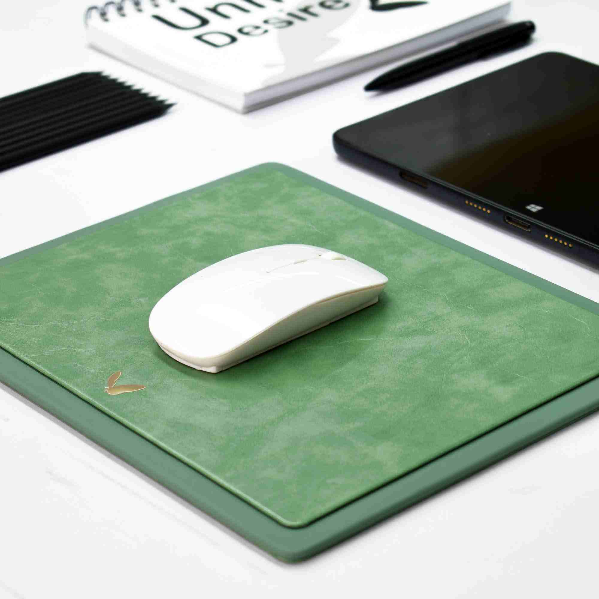 Rectangular Mouse Pad in Faux Leather | Rigid | 11×9 Inches | Moderno | Sea Green