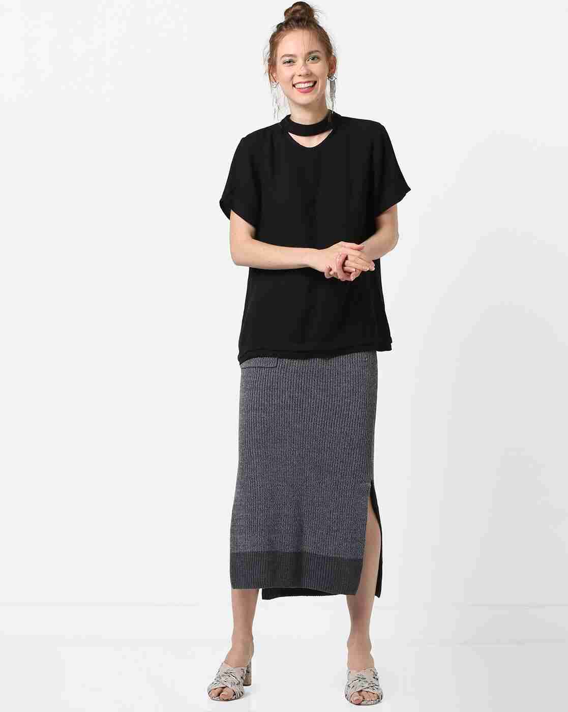 FIG | Slim Fit Panelled Top with Choker Neckline|3