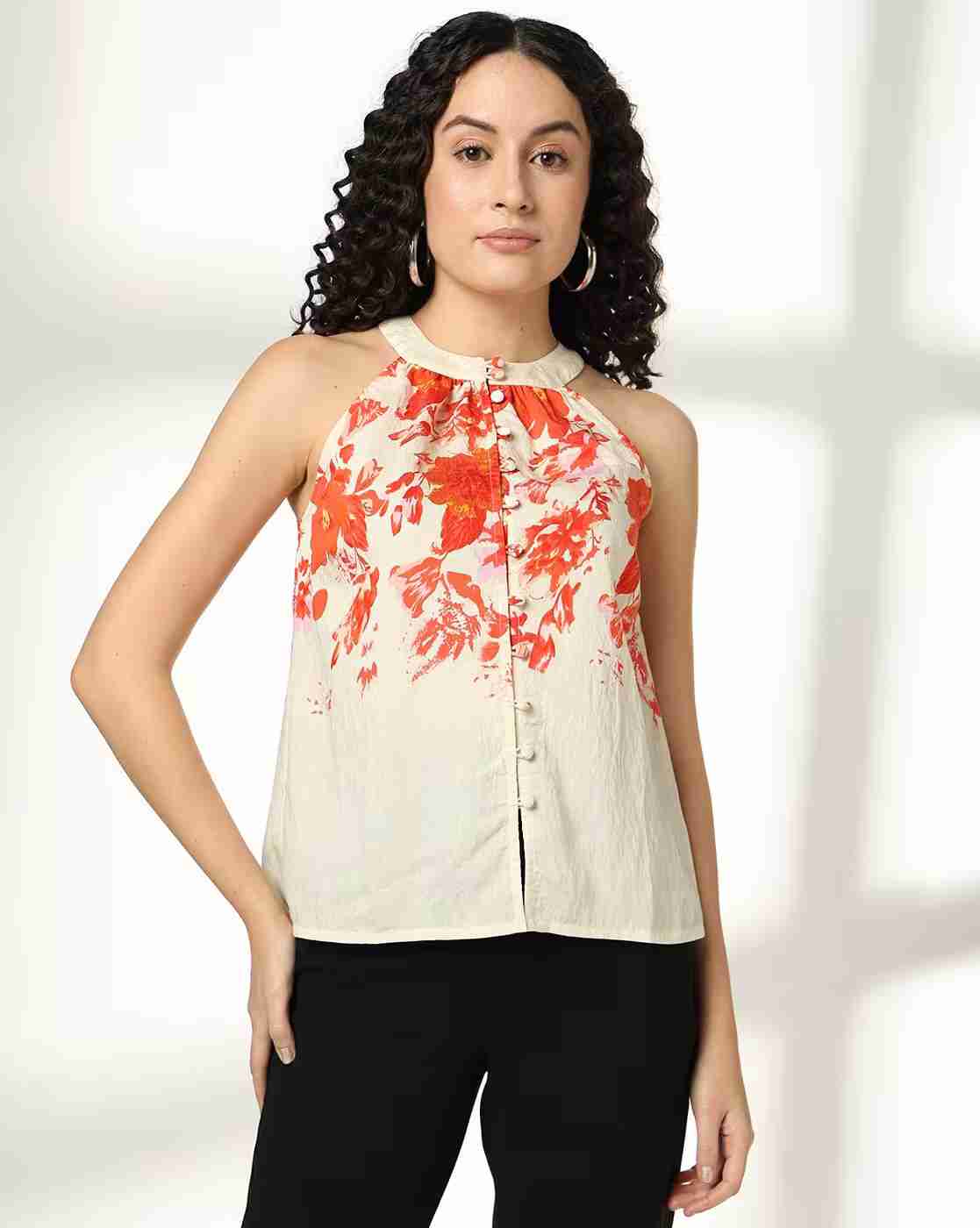 Women Floral Print Relaxed Fit Halter-Neck Top
