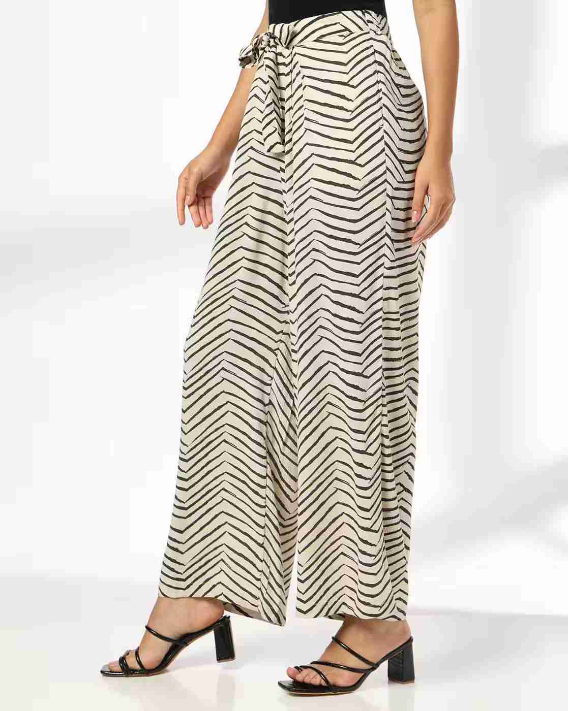 FIG | Women Chevron Print Flat-Front Trousers|1