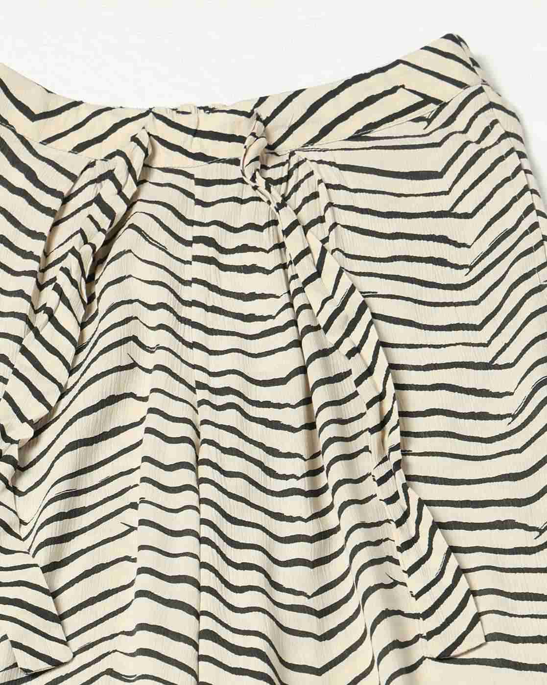 FIG | Women Chevron Print Flat-Front Trousers|4