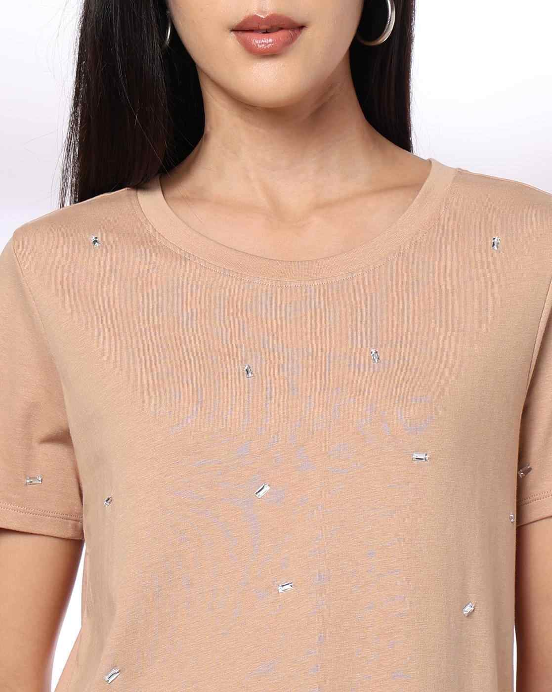 FIG | Women Embellished Relaxed Fit Round-Neck T-Shirt|3