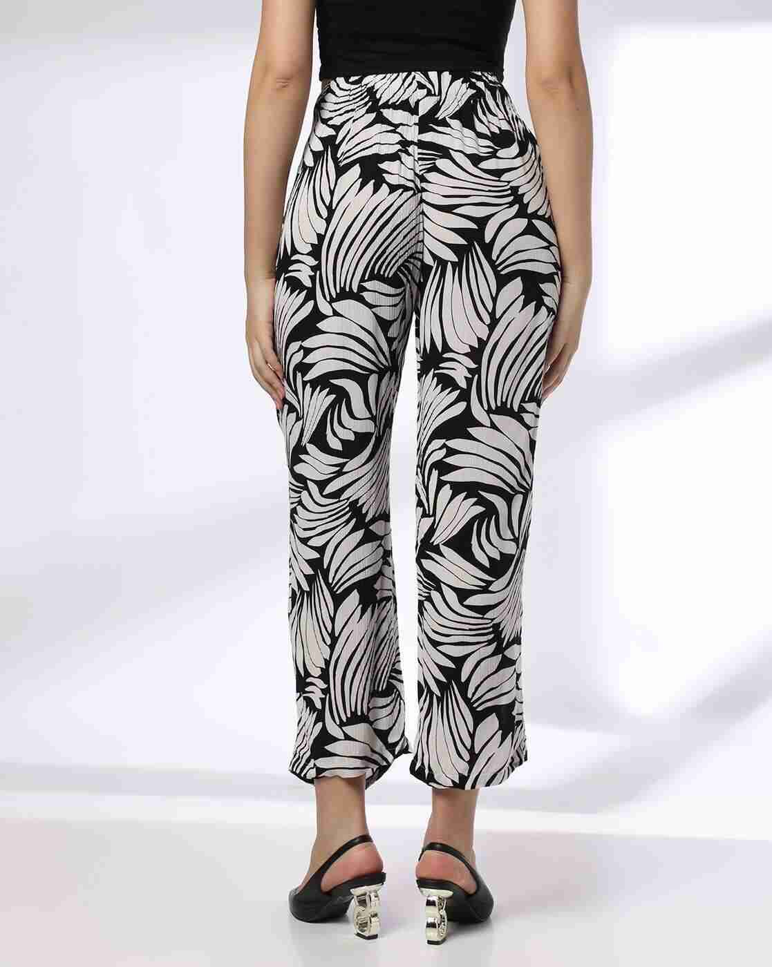 FIG | Women Stencil Floral Print Relaxed Fit Pants|2