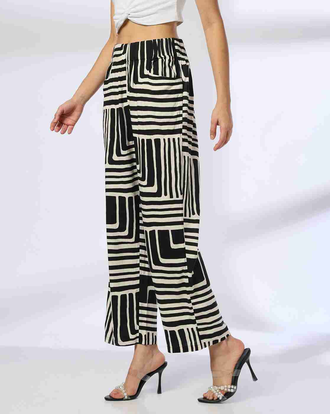 FIG | Women Geometrical Print Relaxed Fit Pants|1