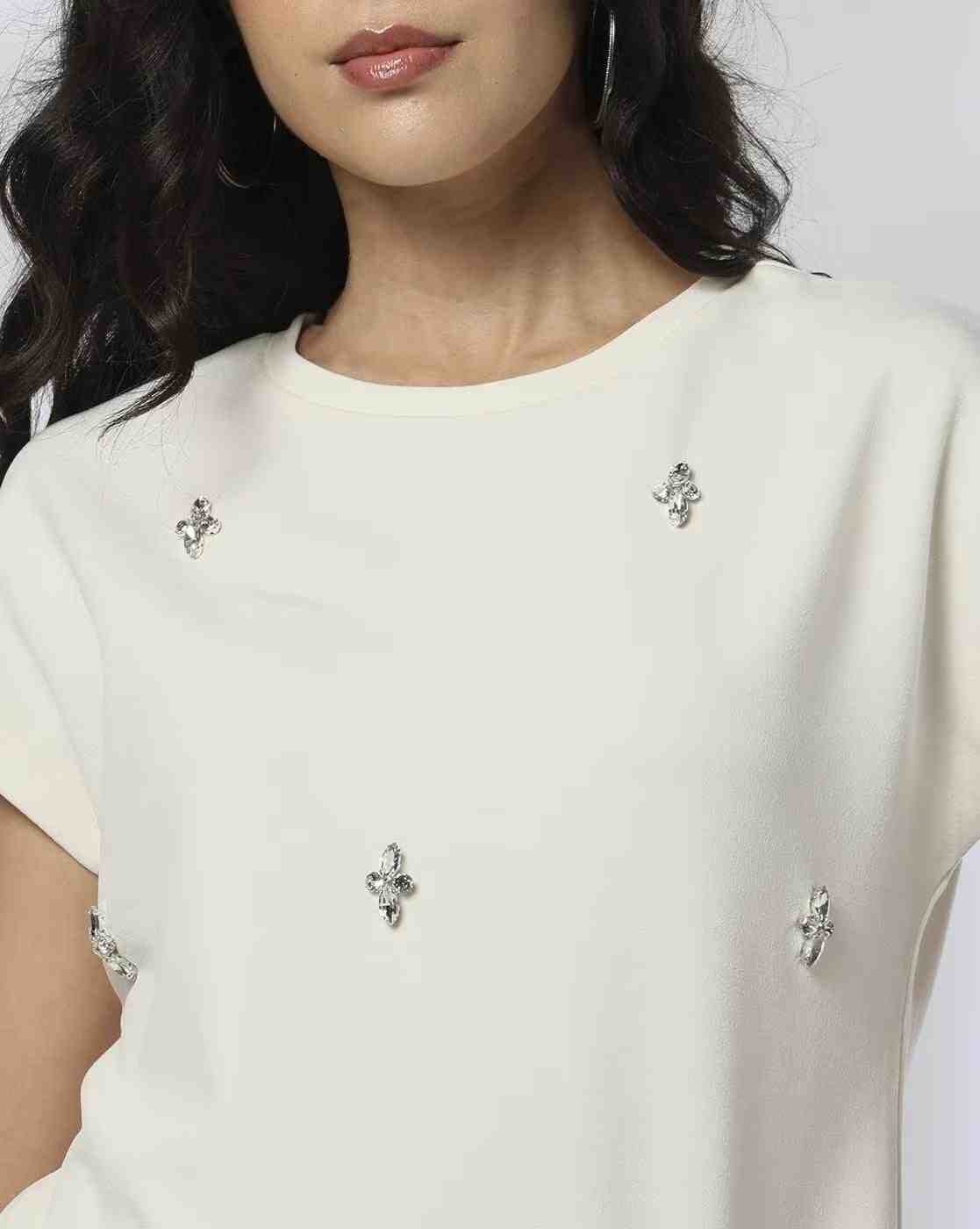 FIG | Women Round-Neck Relaxed Fit T-Shirt|3