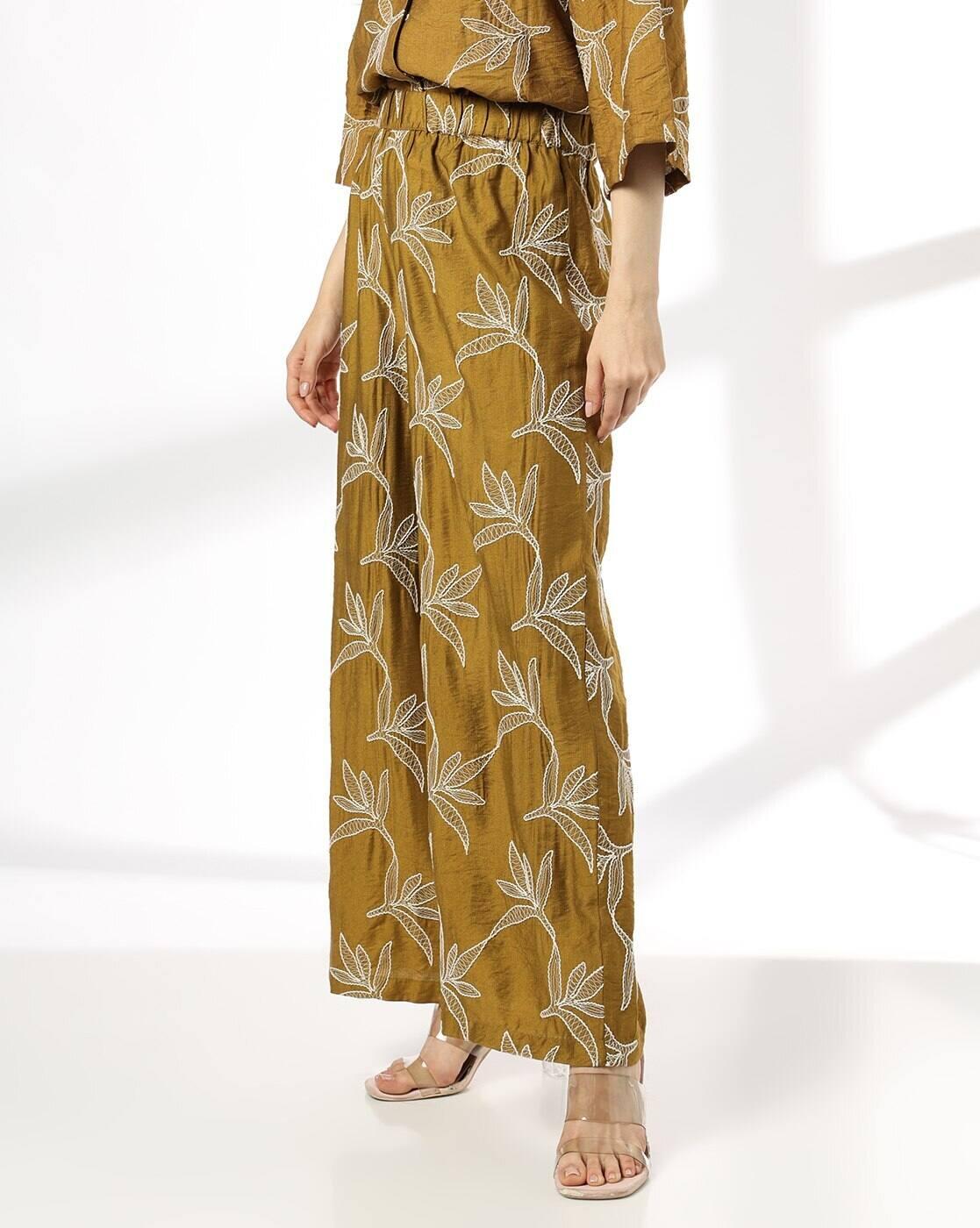 FIG | Women Embroidered Wide-Leg Pleated Pants|1