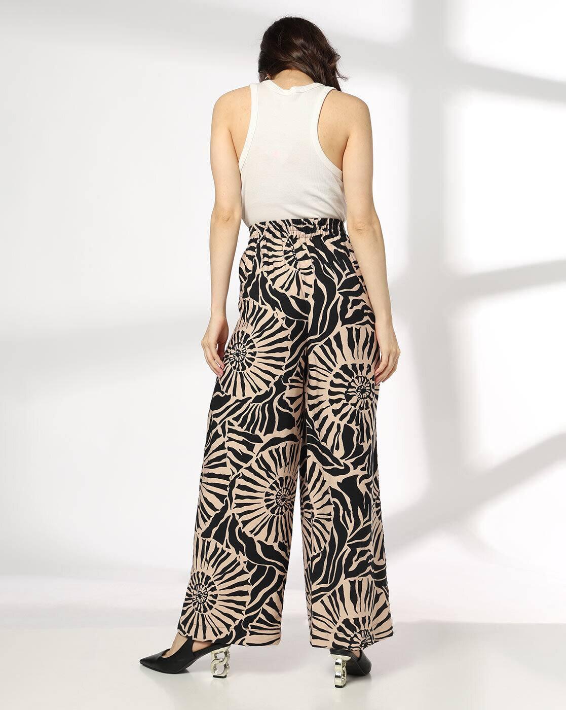 FIG | Women Printed Relaxed Fit Trousers|2