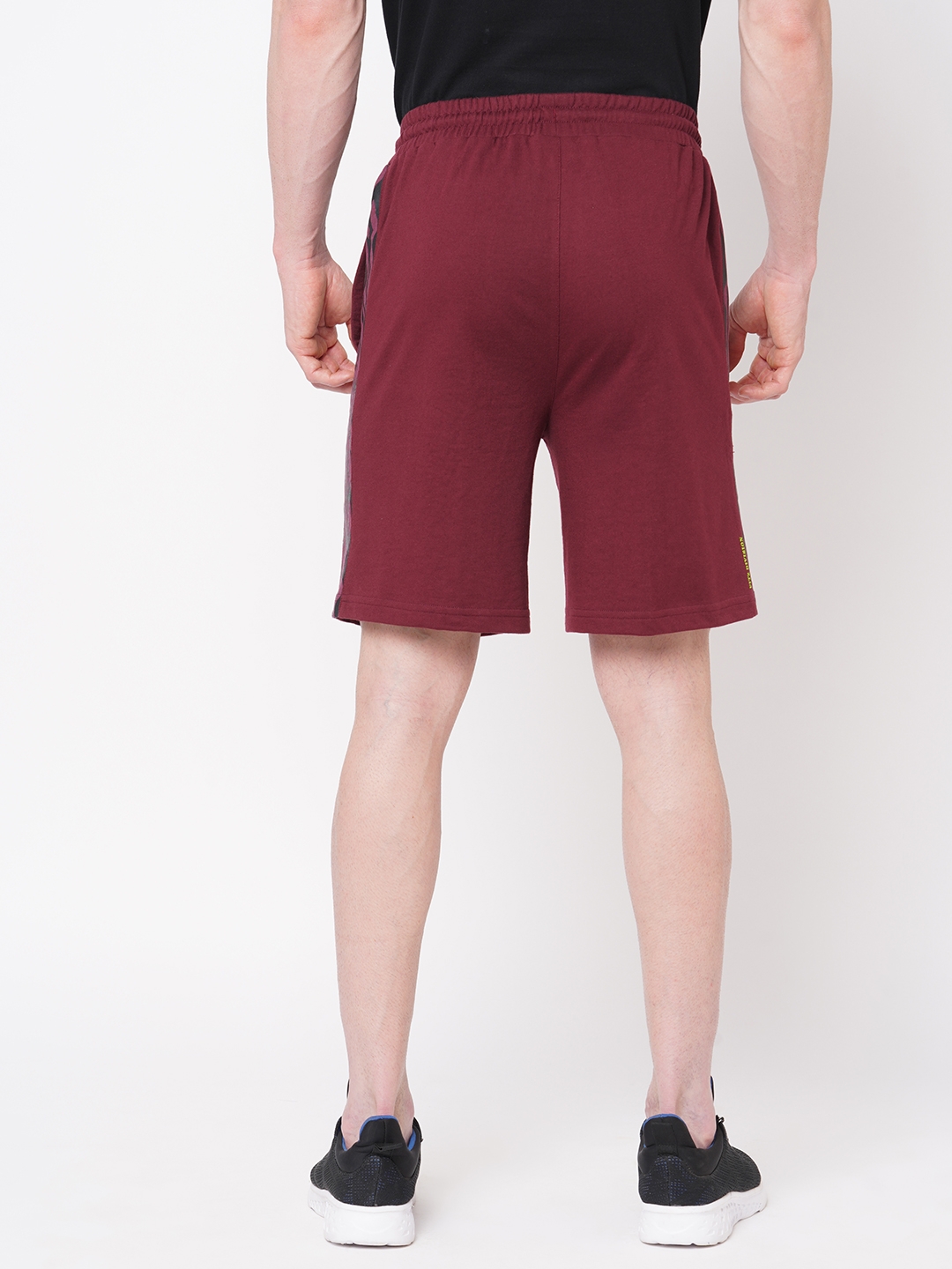 Men's  Slim Fit Cotton Maroon Shorts
