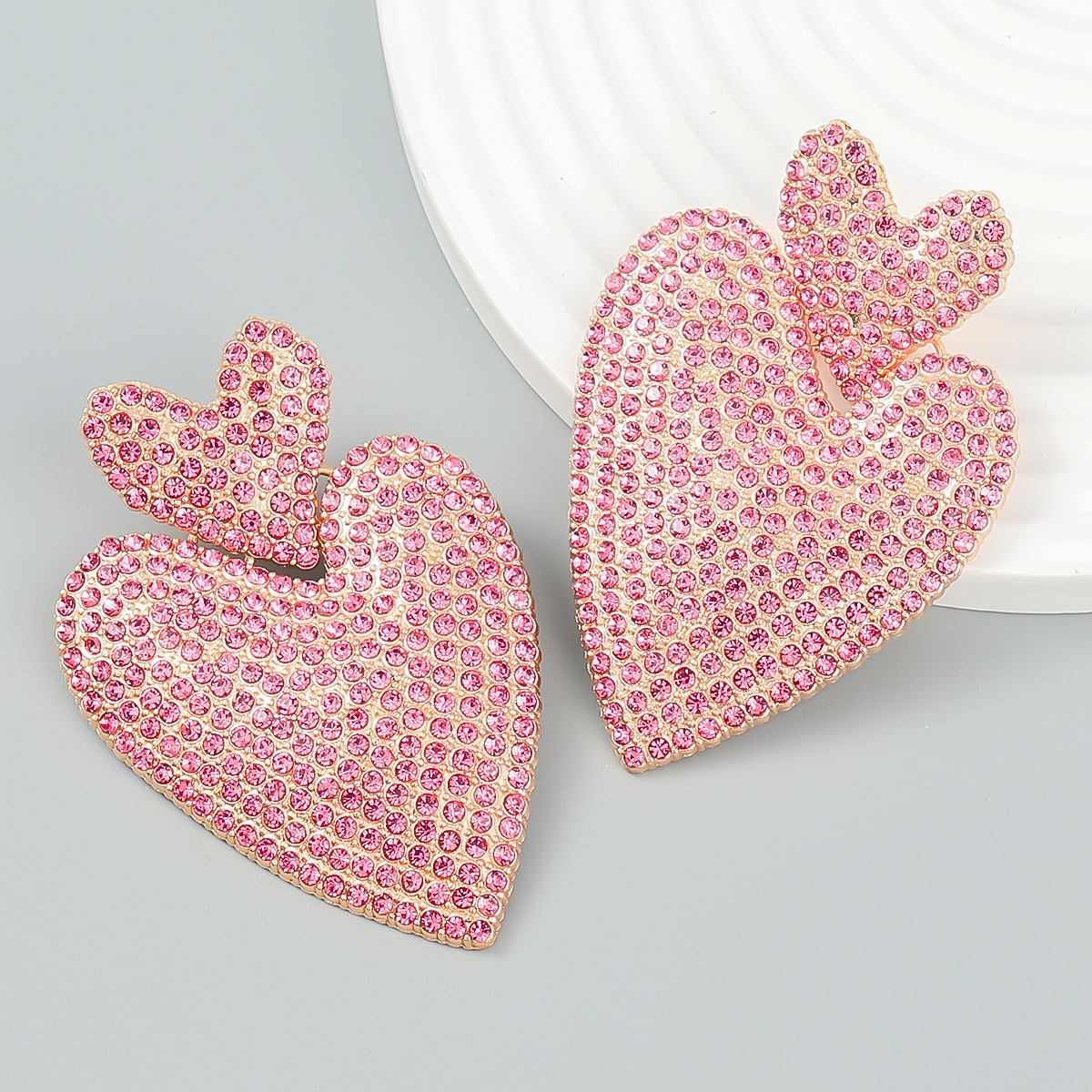 LOVE SHELL EARRINGS
