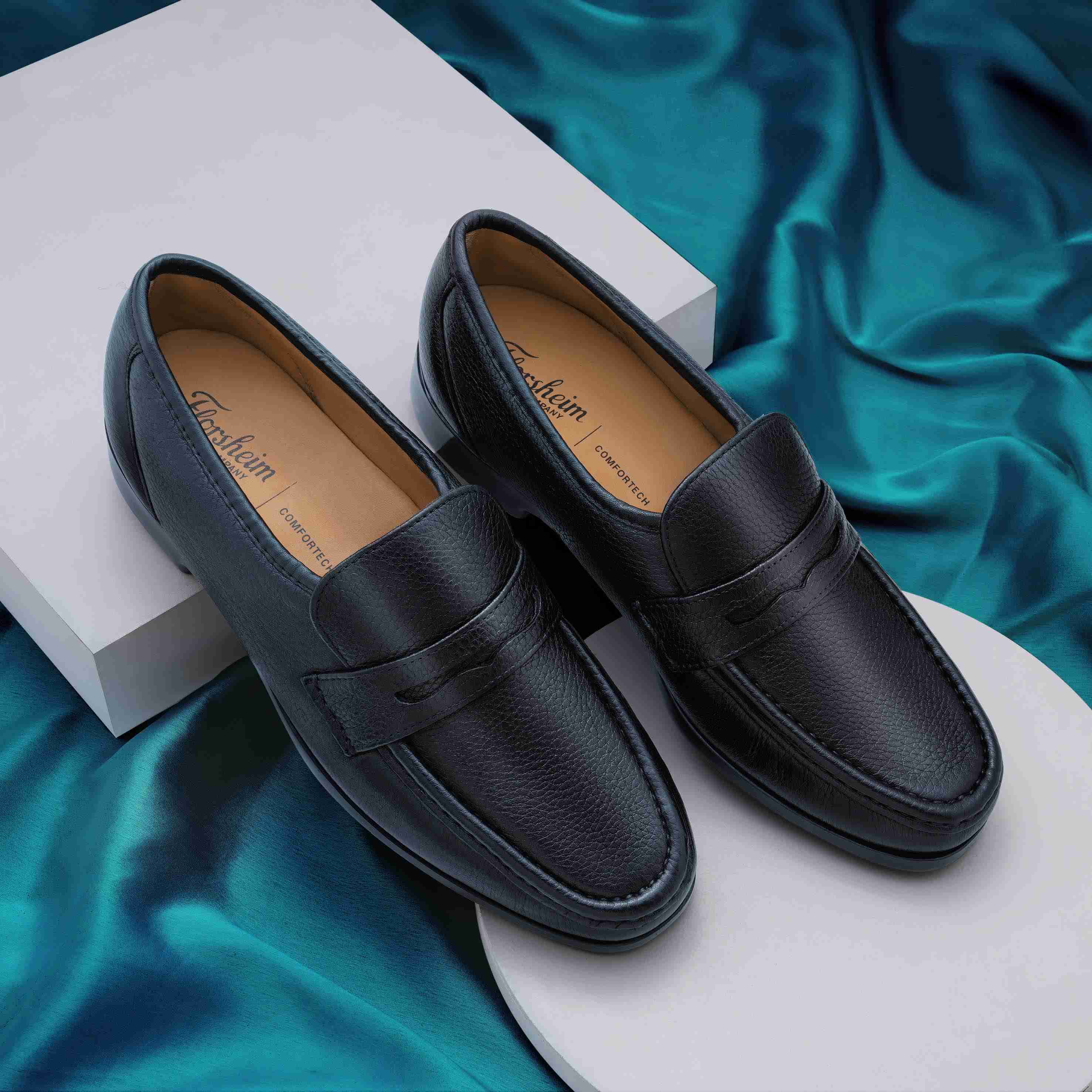 The Riva Black Men Dress Shoe Florsheim