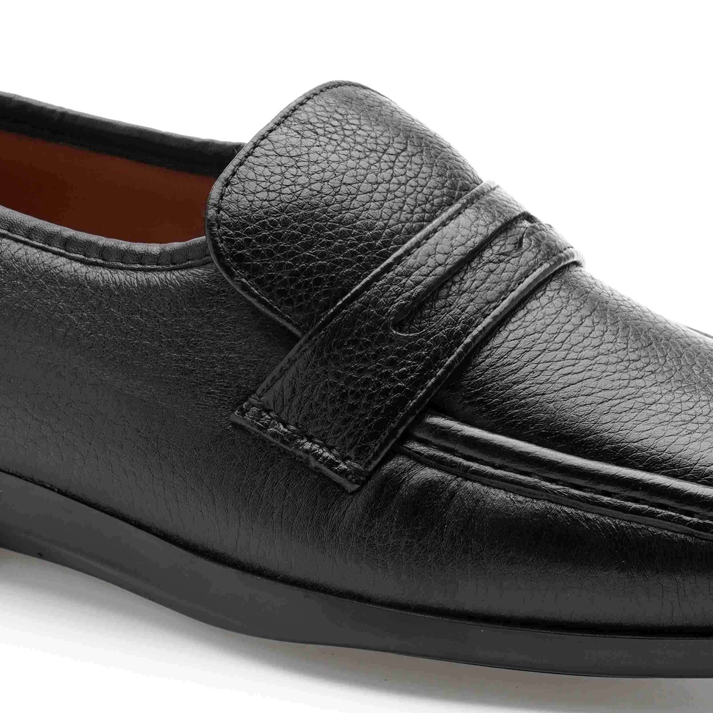 The Riva Black Men Dress Shoe Florsheim