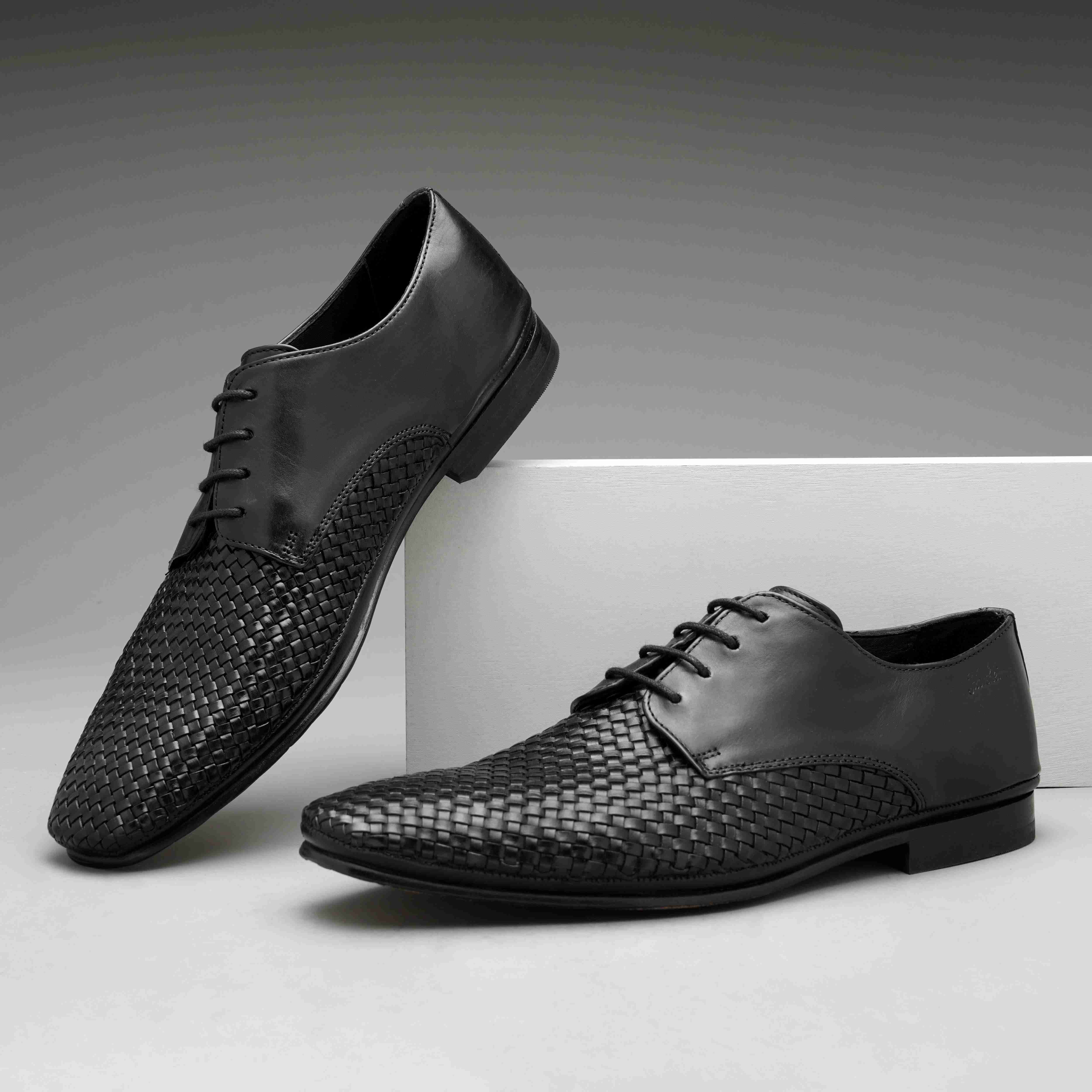 The Fld 2611 Black Men Dress Shoe Florsheim