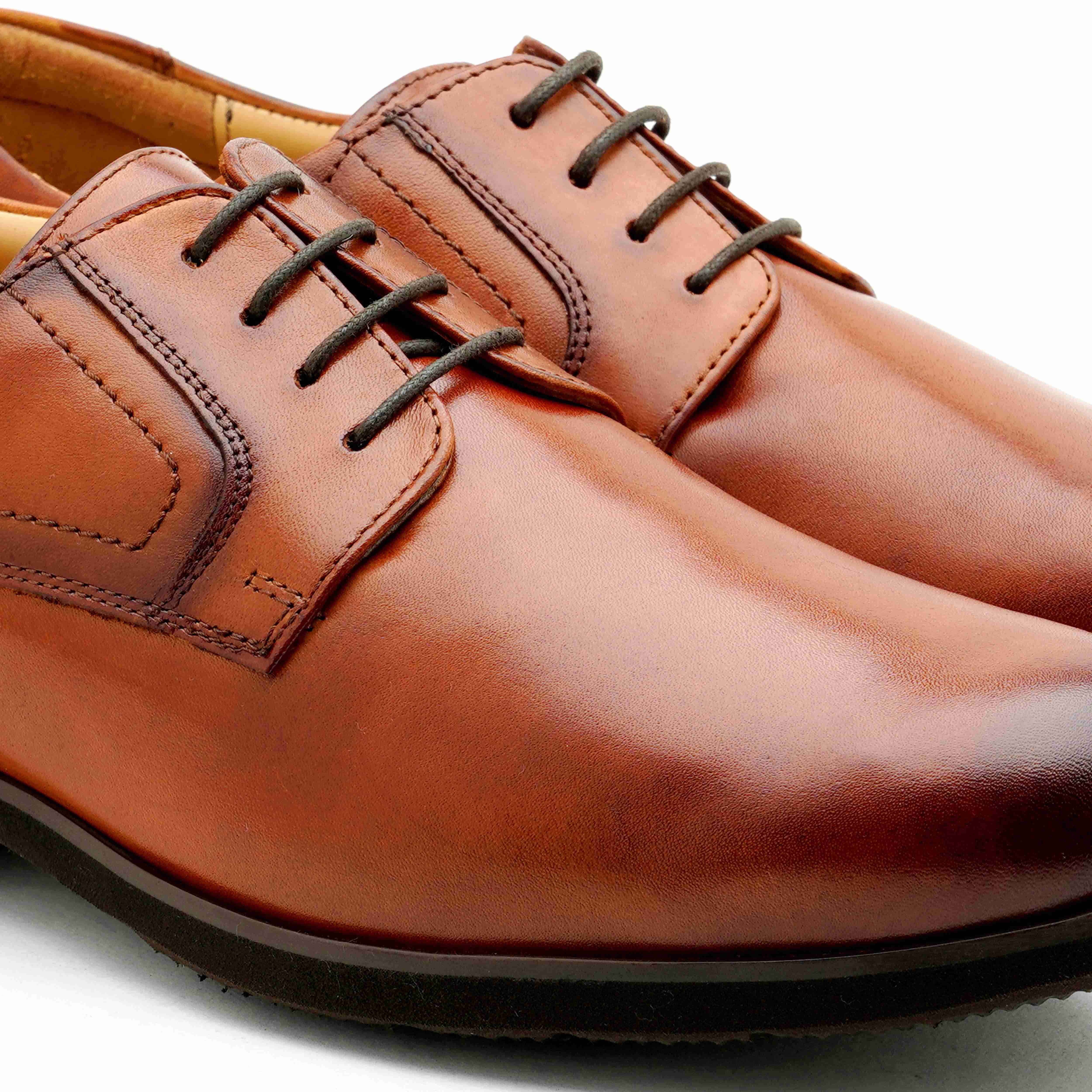 The Uptown Tan Men Ultra Comfort Florsheim
