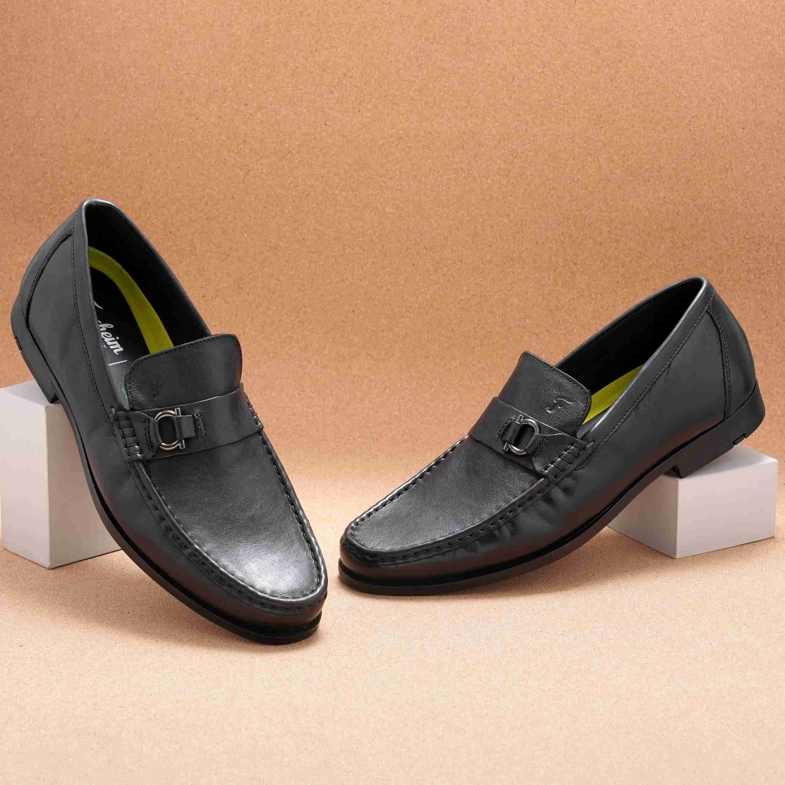 The Jorge Black Men Slip-On Florsheim