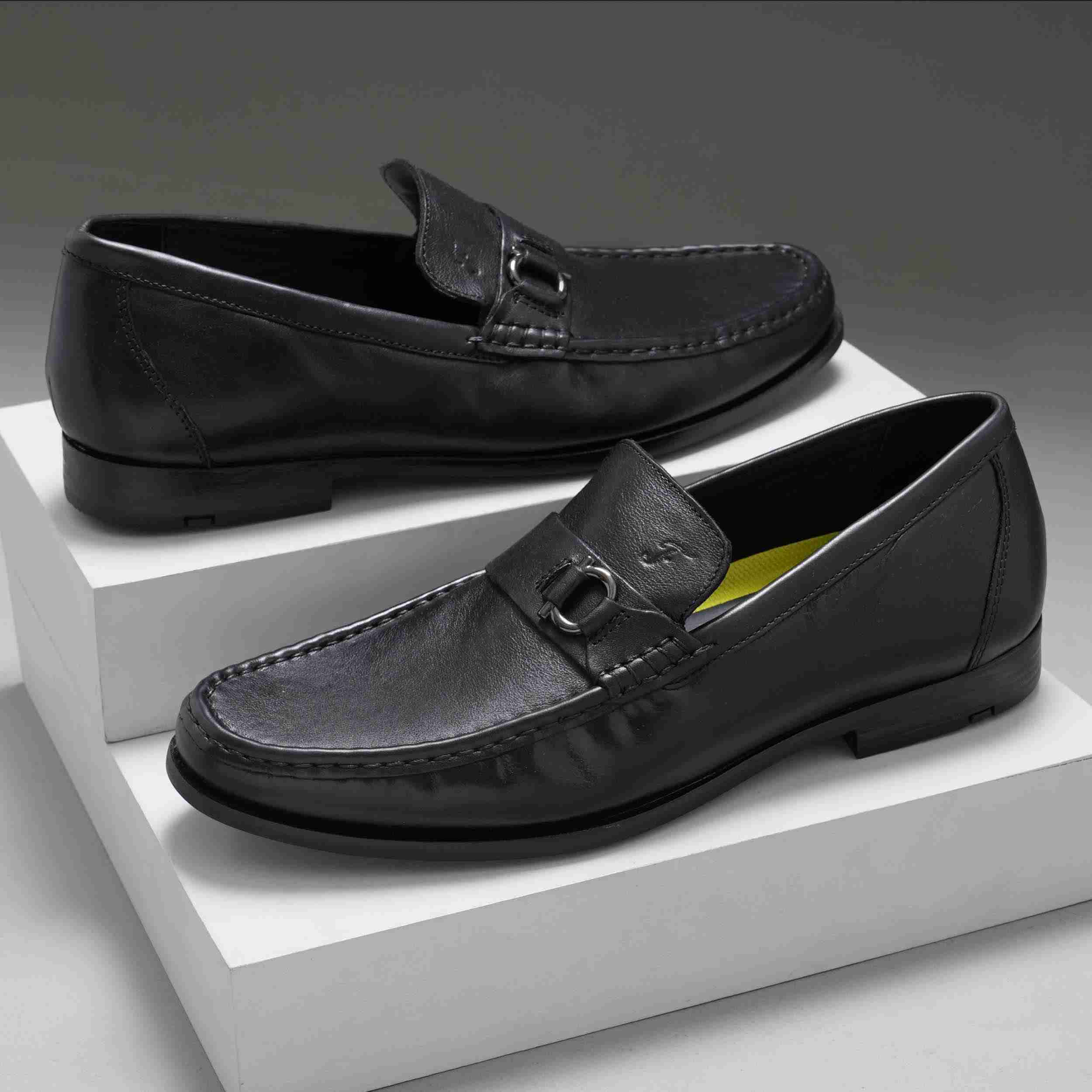 The Jorge Black Men Slip-On Florsheim