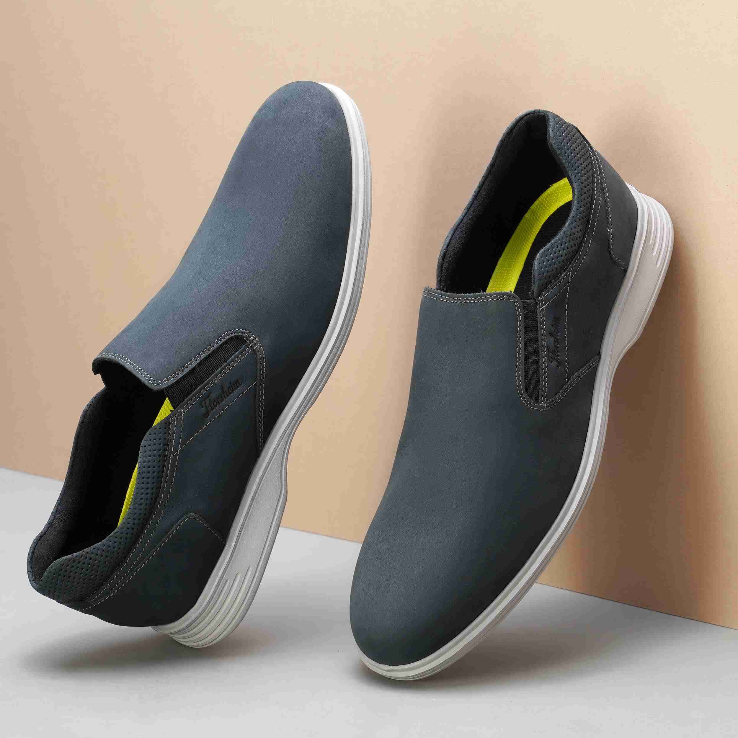 The California Navy Men Ultra Comfort Florsheim