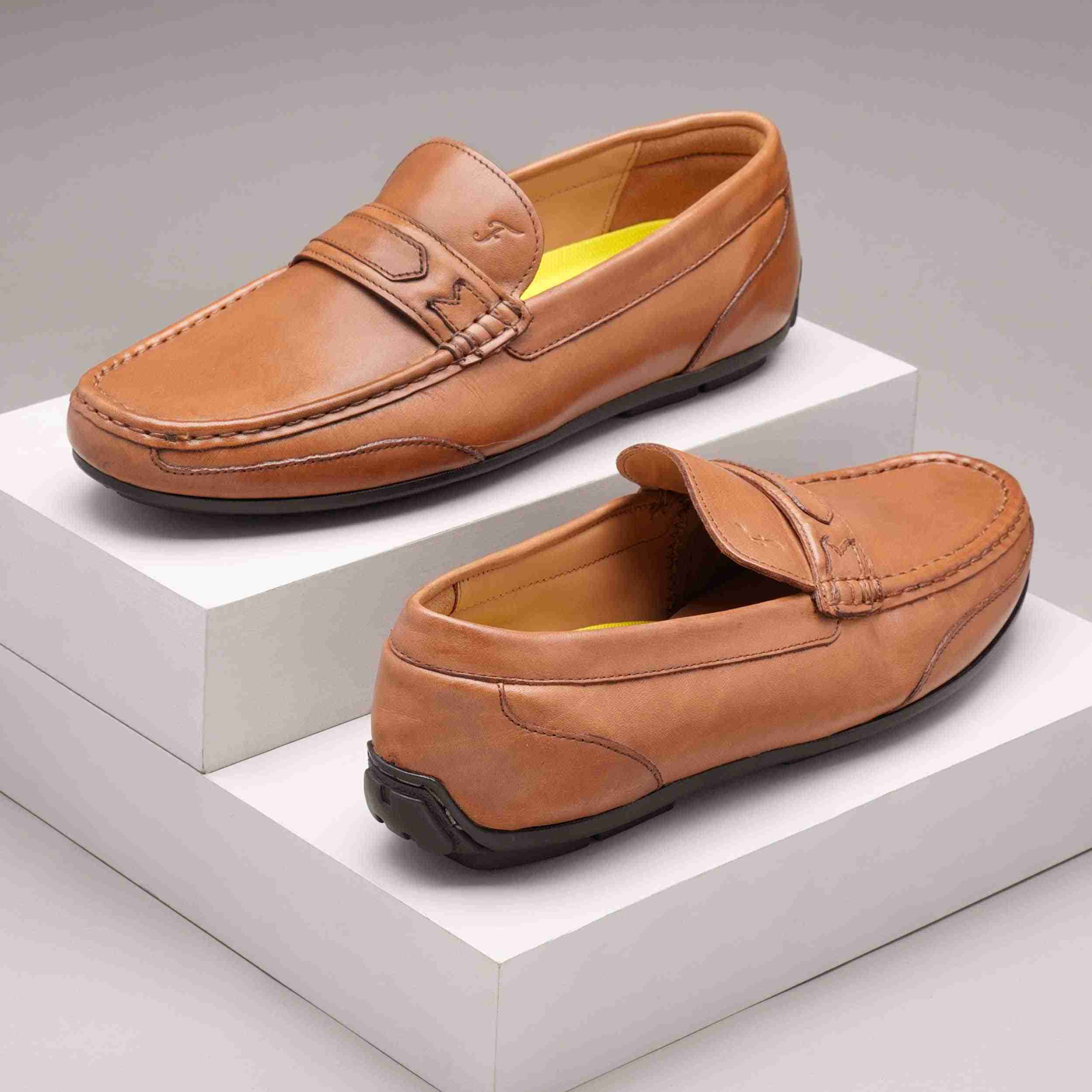 The Garda Tan Men Drivers Florsheim