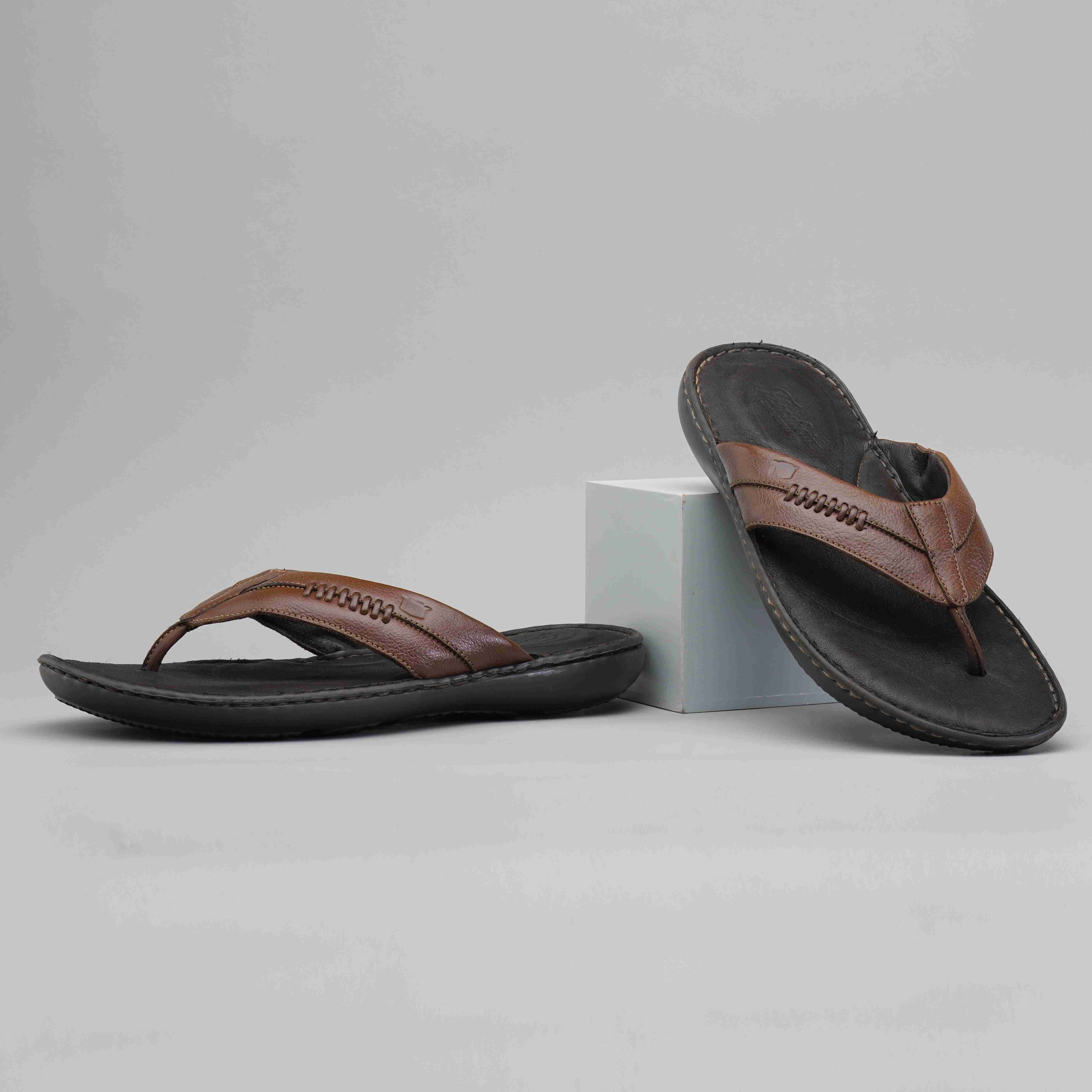 The Florish Tan Men Sandals Florsheim