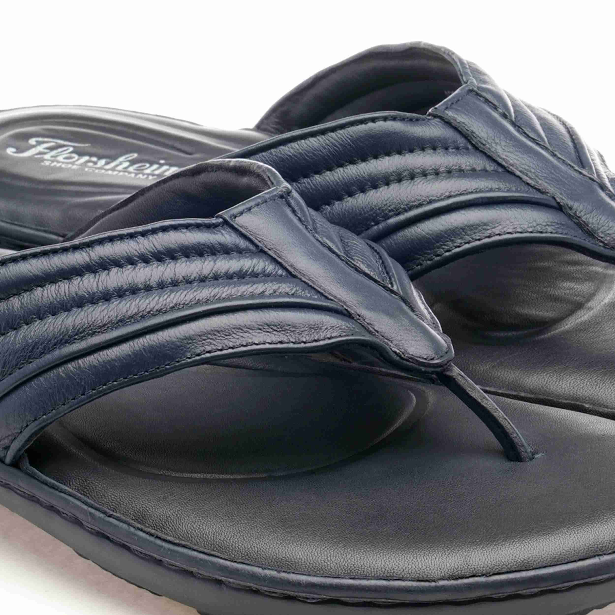 The Florish Navy Men Casual Florsheim